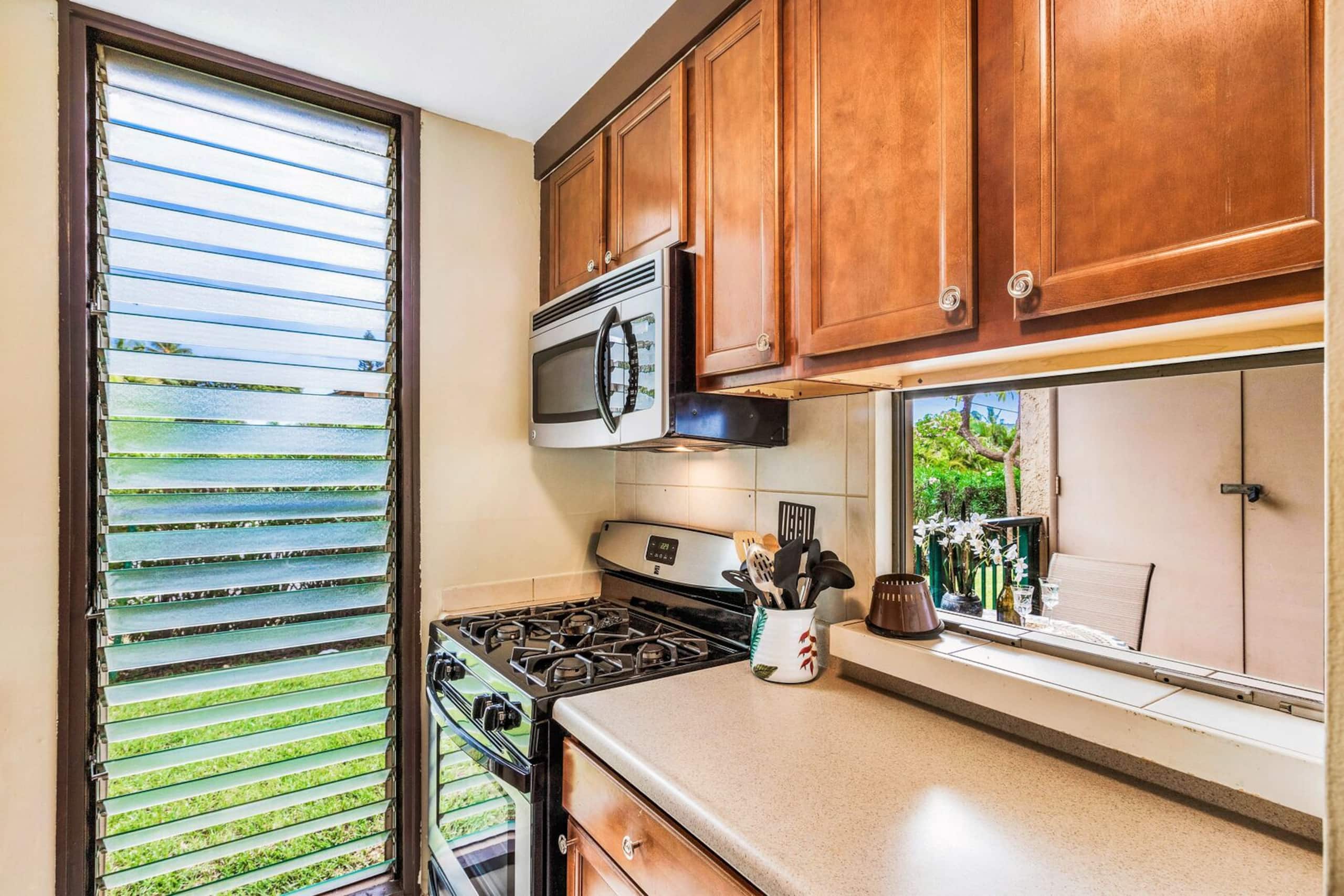 Condo in Kihei · ★4.57 · 1 bedroom · 2 beds · 1 bath - Image 5