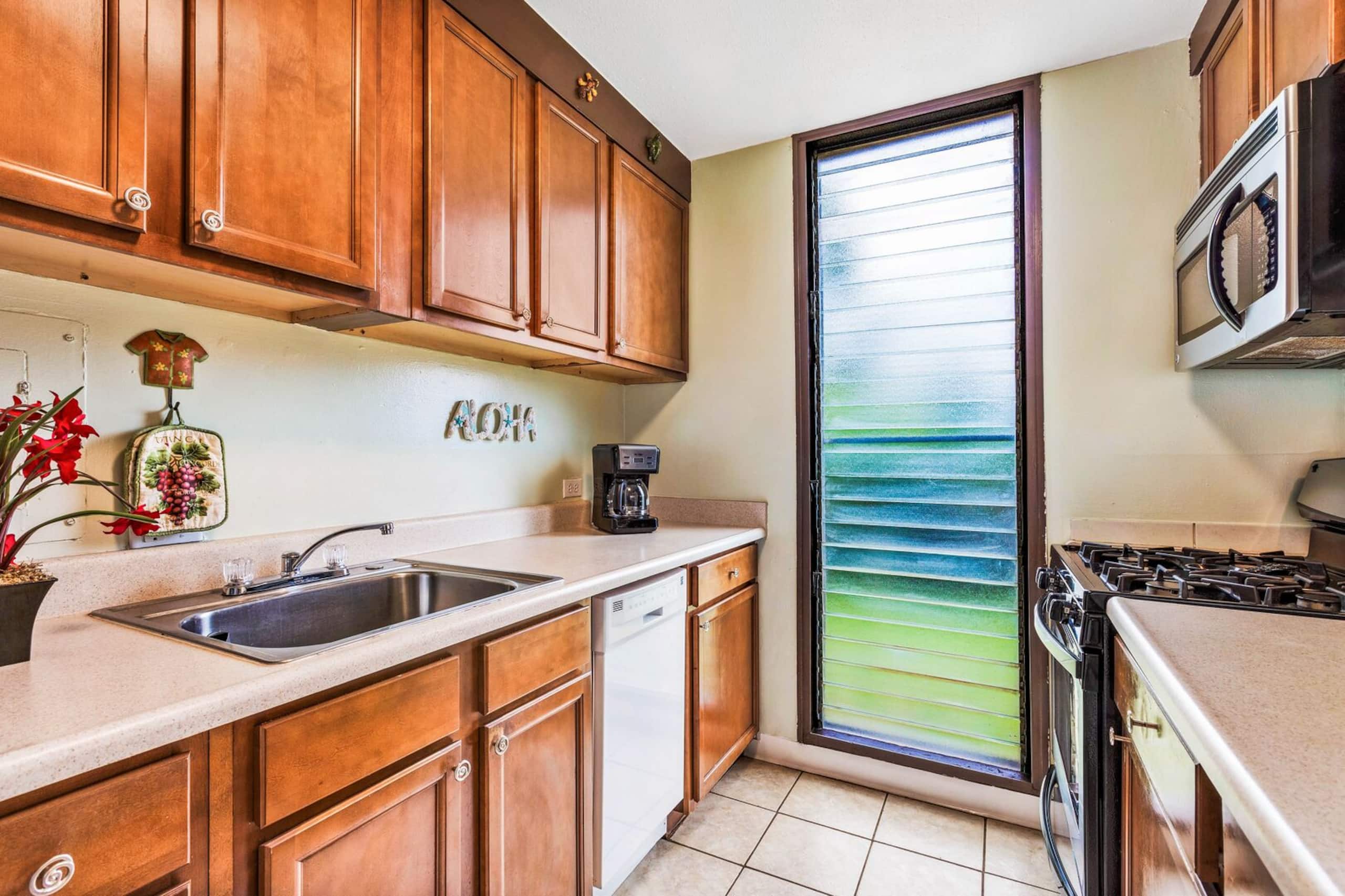 Condo in Kihei · ★4.57 · 1 bedroom · 2 beds · 1 bath - Image 13