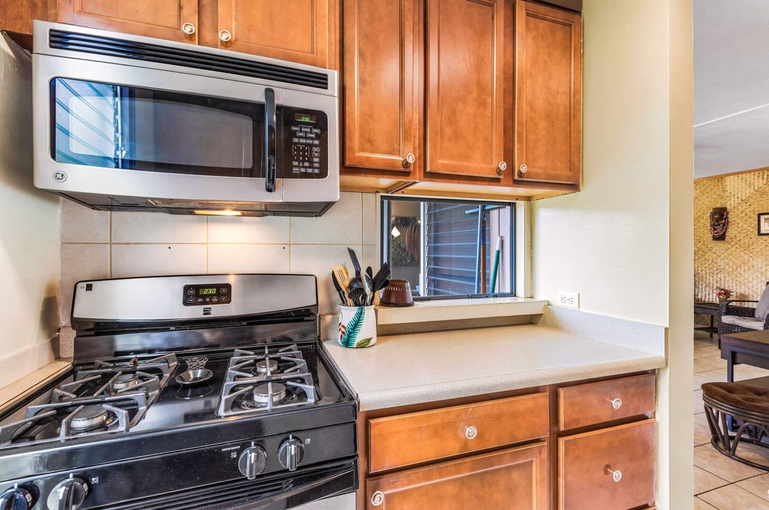 Condo in Kihei · ★4.57 · 1 bedroom · 2 beds · 1 bath - Image 10