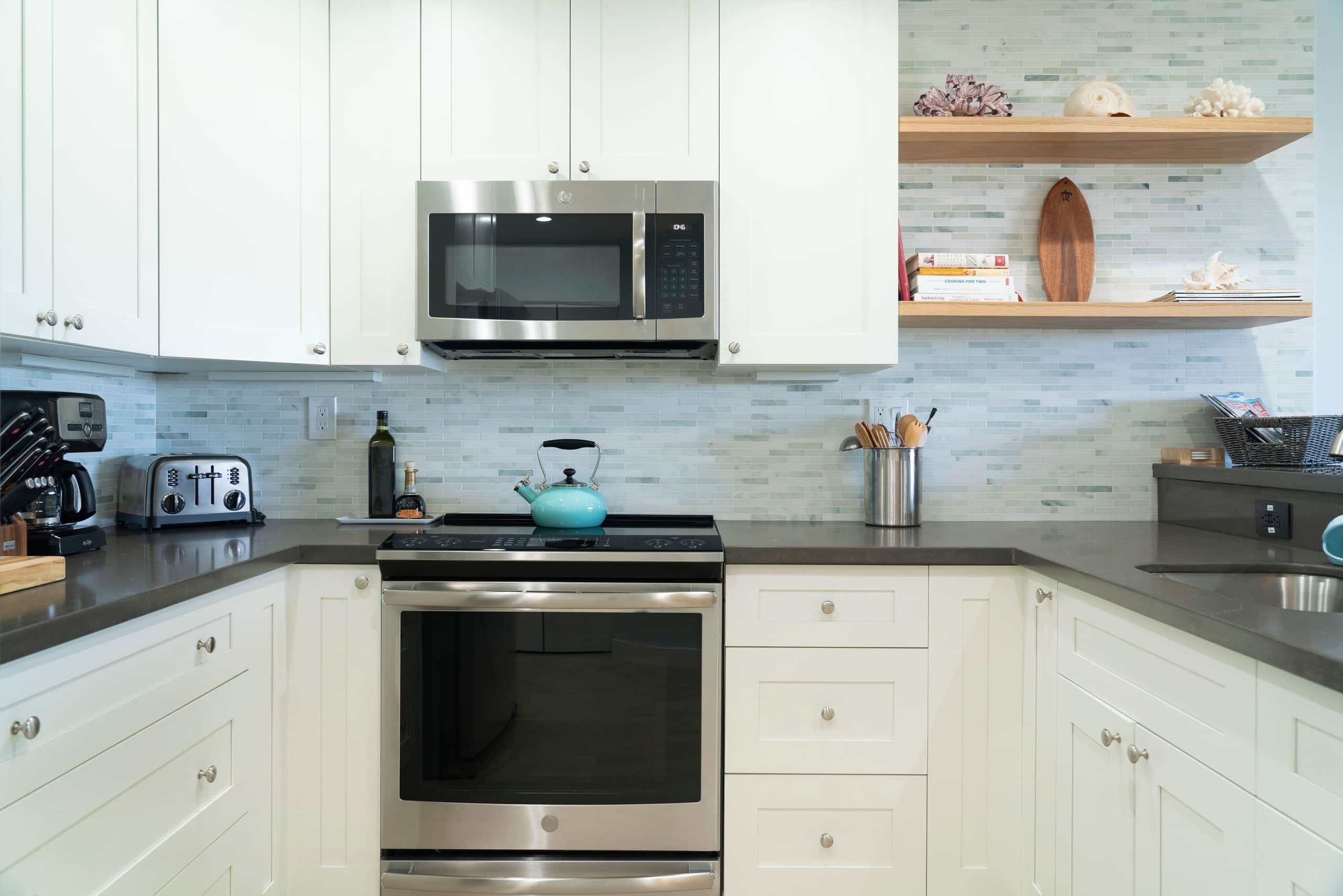 Condo in Kihei · ★4.98 · 1 bedroom · 2 beds · 2 private baths - Image 17