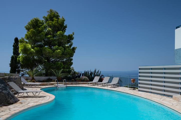 Lodovico villa,Private pool,South Crete gallery image 3