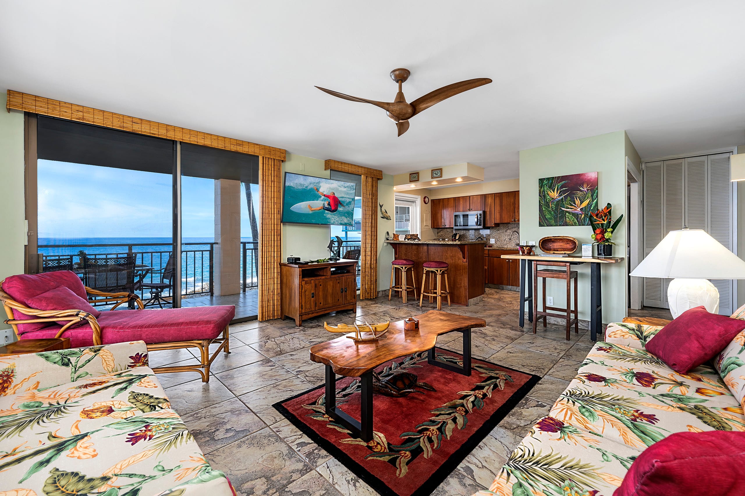 Condo in Kailua-Kona · ★4.86 · 2 bedrooms · 3 beds · 2 baths - Image 5