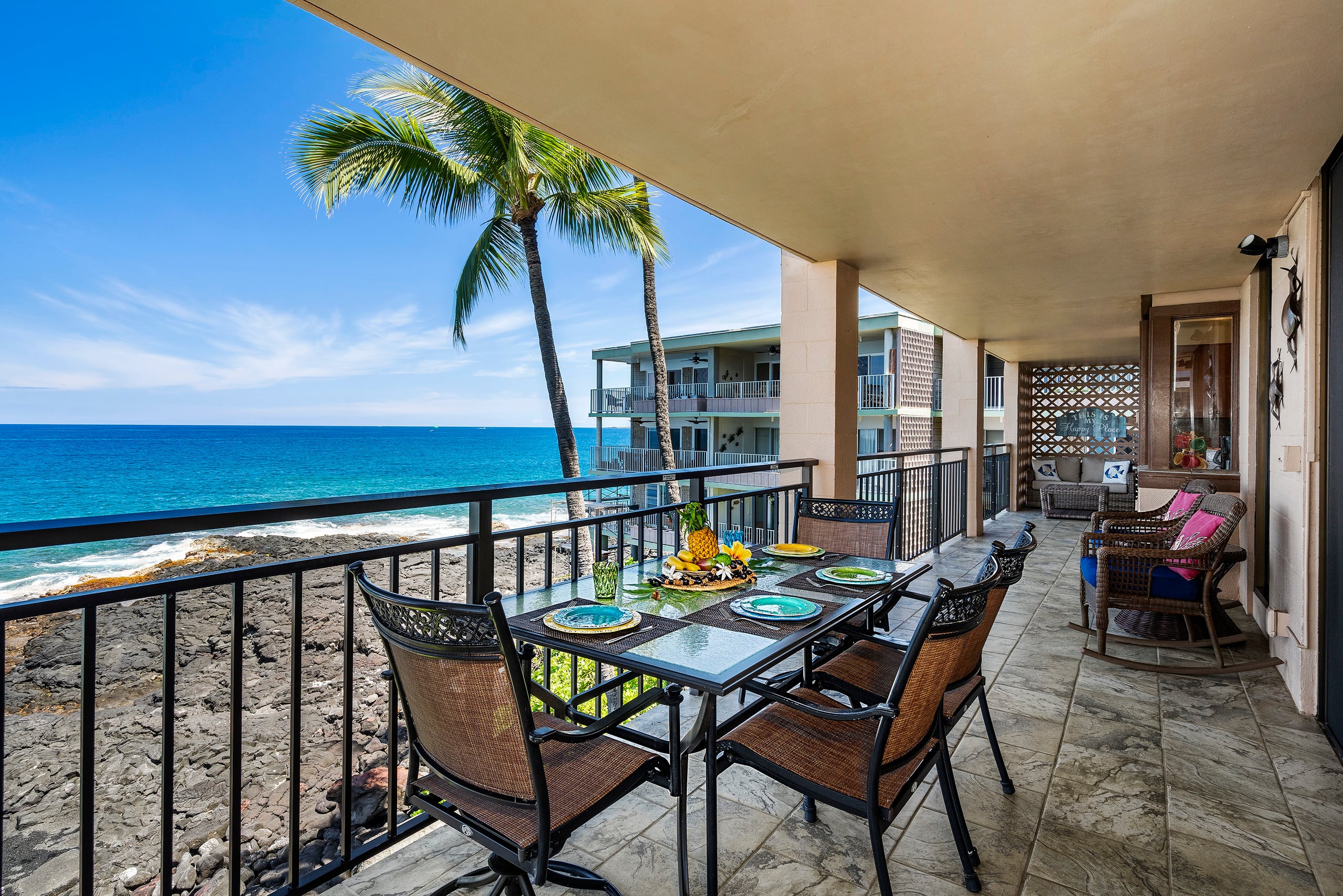 Condo in Kailua-Kona · ★4.86 · 2 bedrooms · 3 beds · 2 baths - Image 24