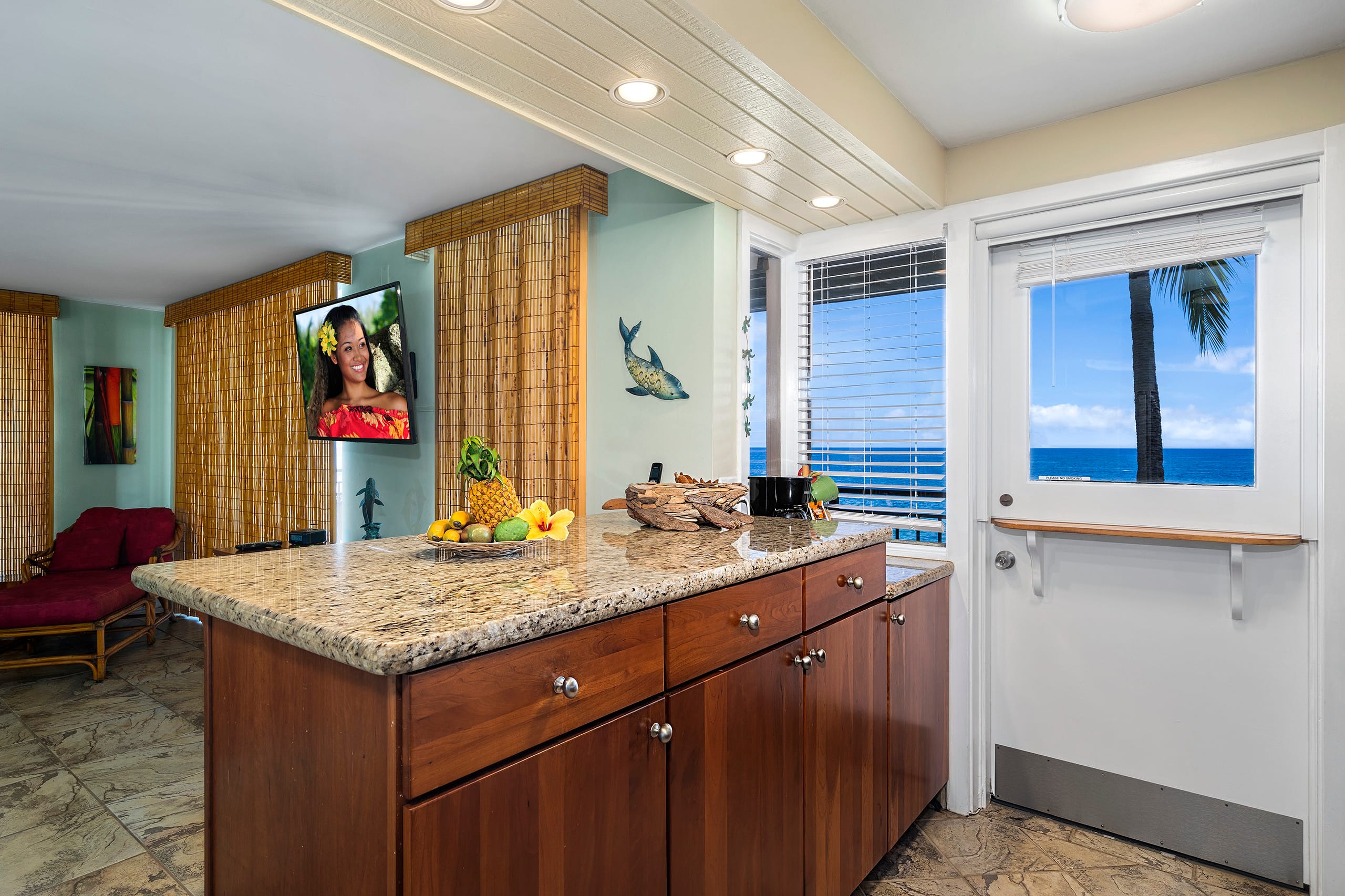 Condo in Kailua-Kona · ★4.86 · 2 bedrooms · 3 beds · 2 baths - Image 11