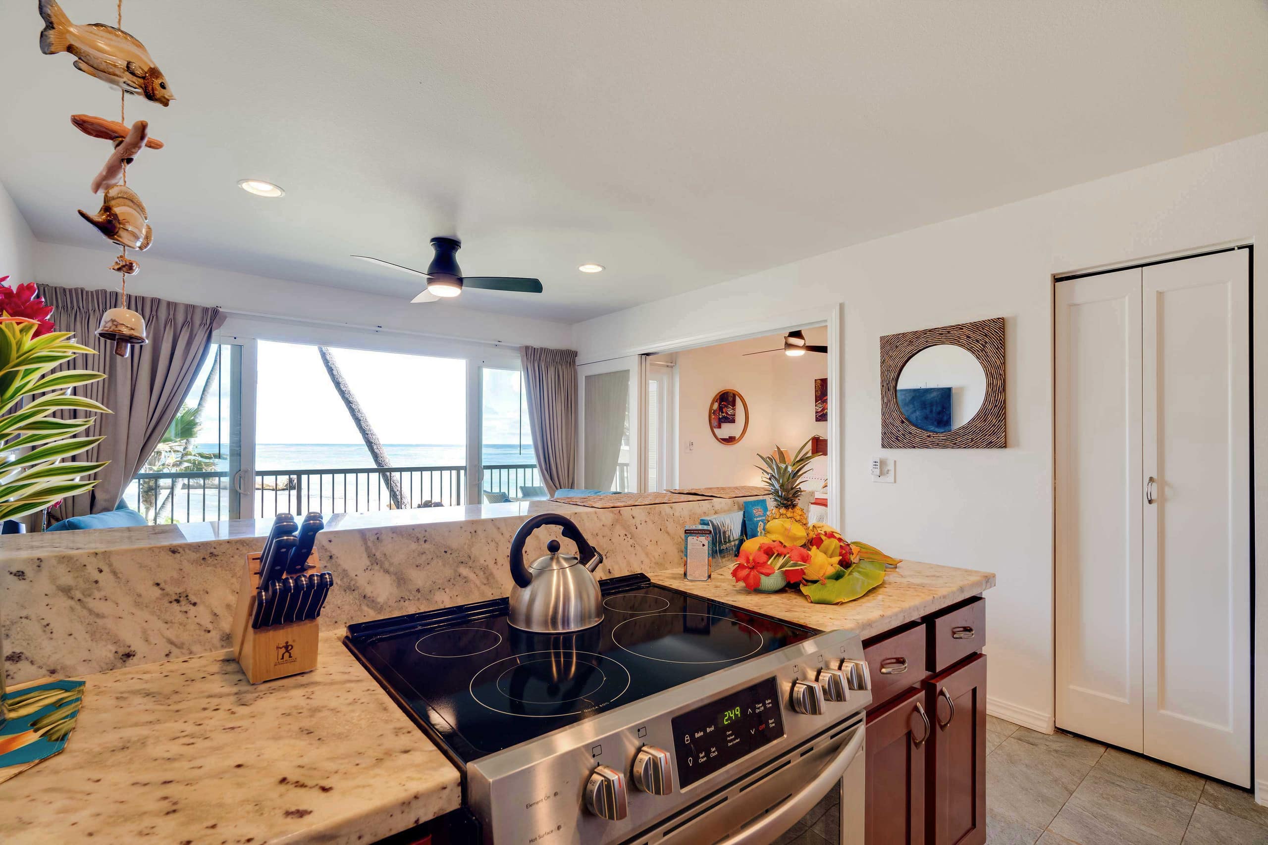 Condo in Kapaa · ★4.77 · 2 bedrooms · 2 beds · 1 shared bath - Image 10