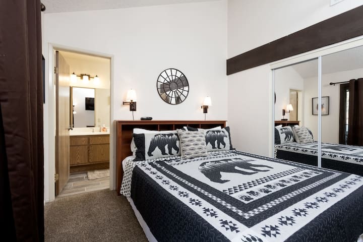 Comfortable King size Bedroom with its own full bathroom and LCD TV.