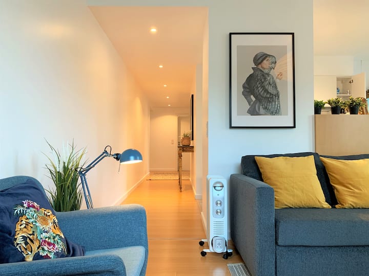 Sala de estar, decorada com gosto e praticidade ! Tout pour votre confort! | Salon, décoré avec goût et praticité à l'esprit - tout pour votre confort.
