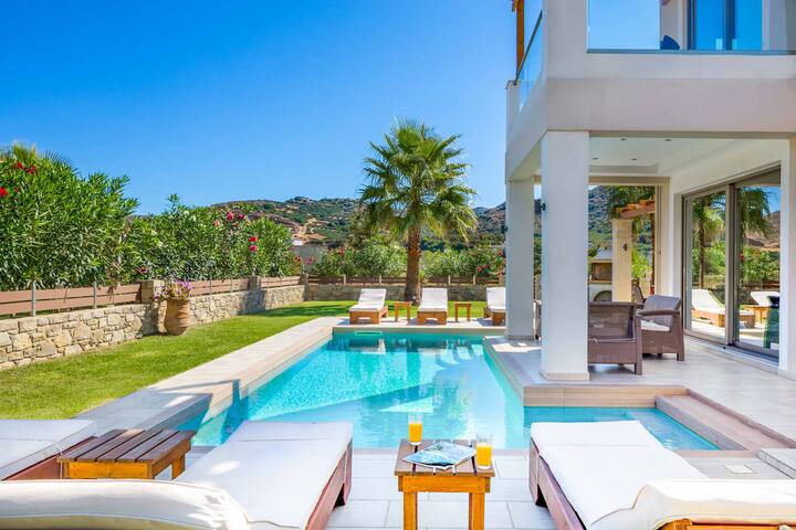 Villa Alexandros gallery image 2