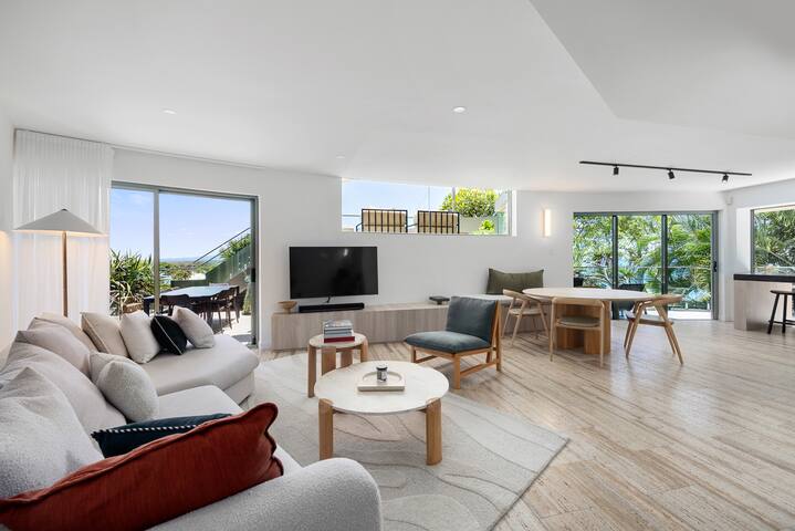 Hastings Park 9: Noosa Paradise, Laguna Bay Views gallery image 3