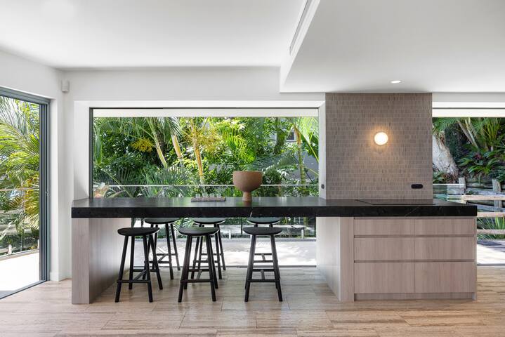 Hastings Park 9: Noosa Paradise, Laguna Bay Views gallery image 4