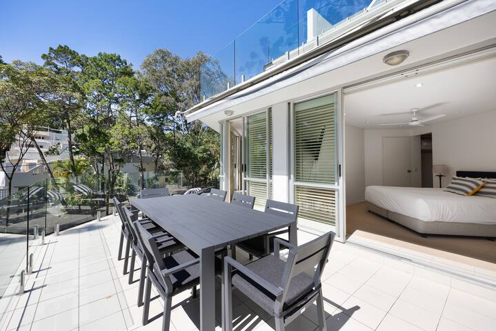 Kareka: Little Cove Serenity with Pool gallery image 3