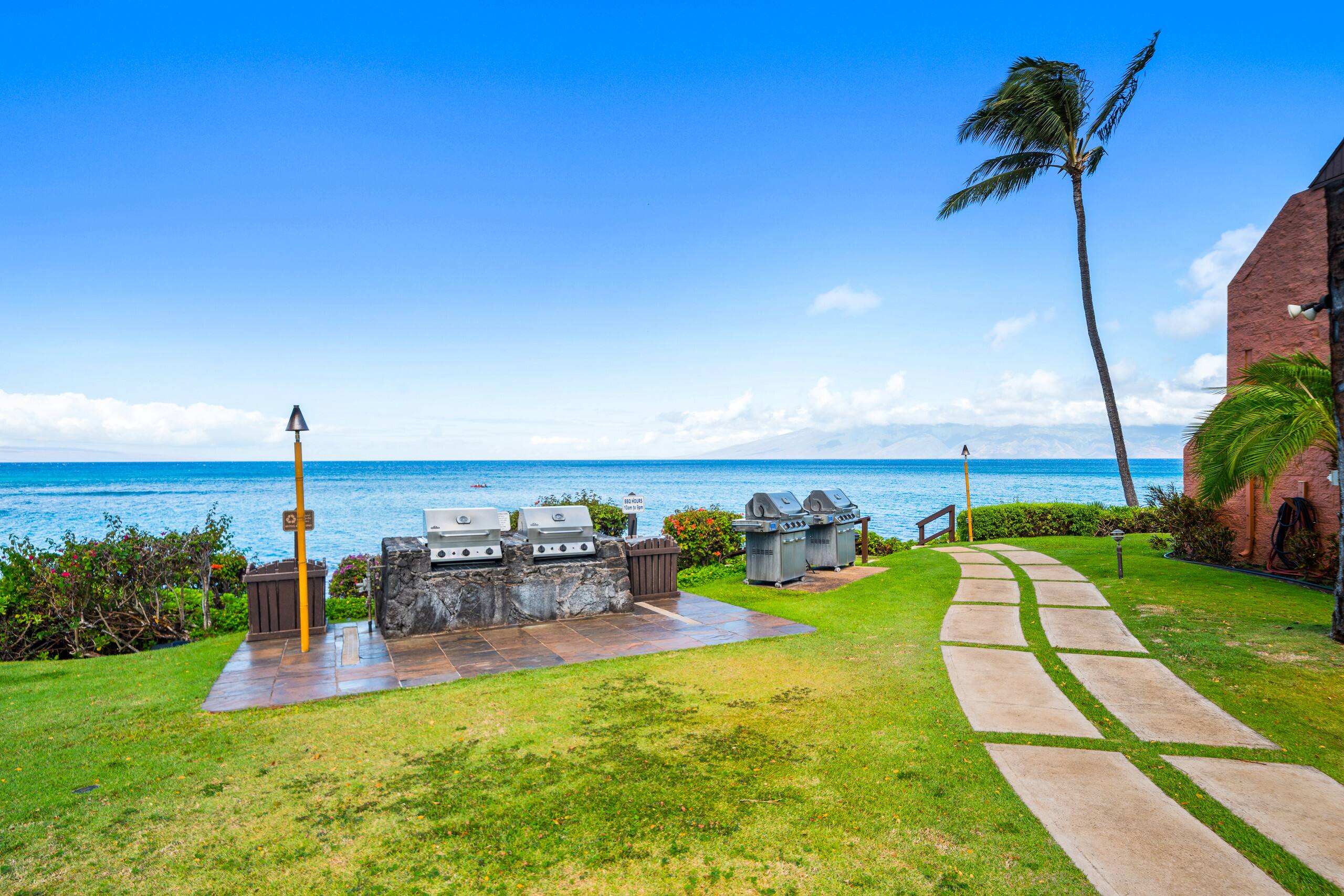Condo in Lahaina · ★4.71 · 1 bedroom · 2 beds · 1 bath - Image 40