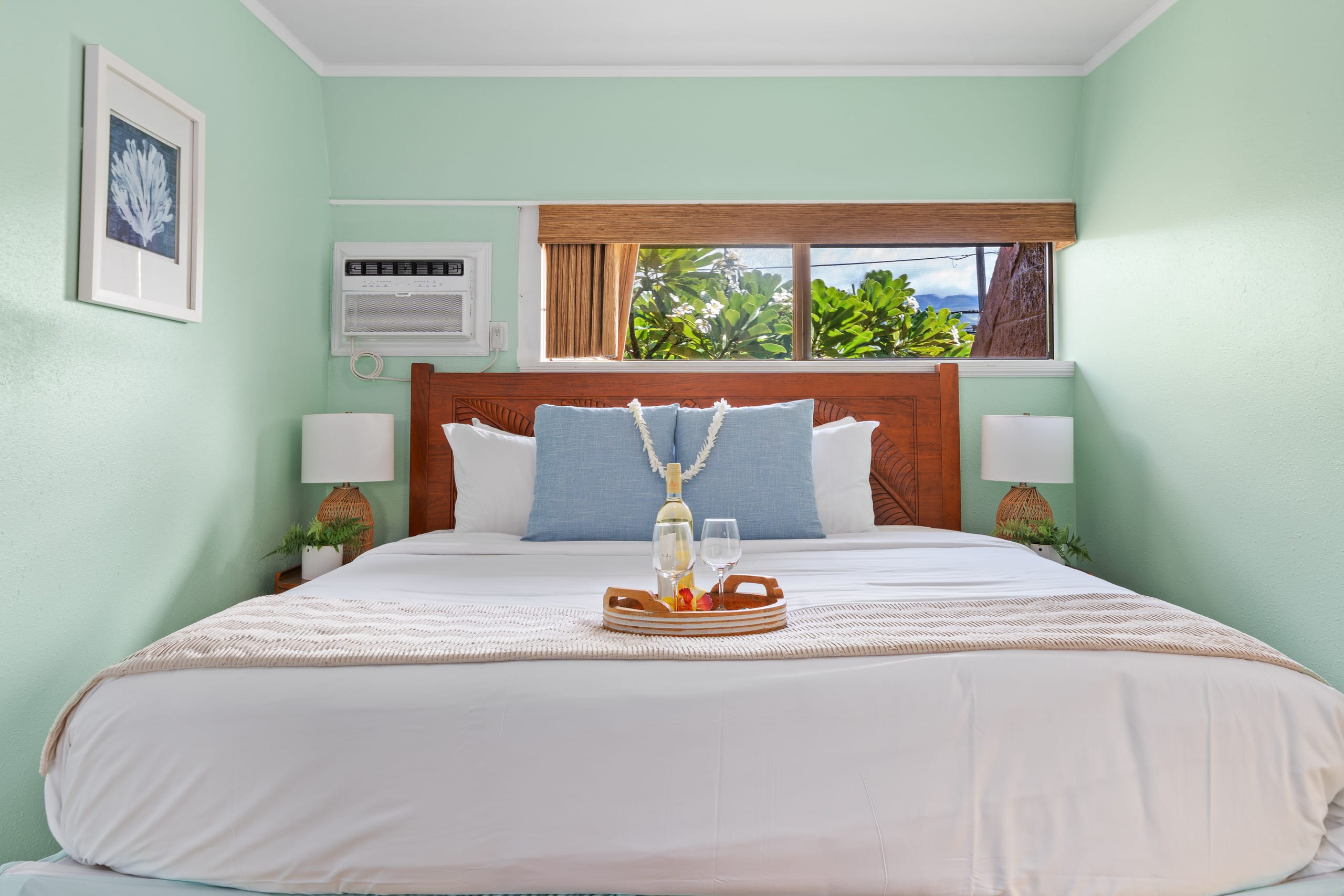 Condo in Lahaina · ★4.71 · 1 bedroom · 2 beds · 1 bath - Image 15