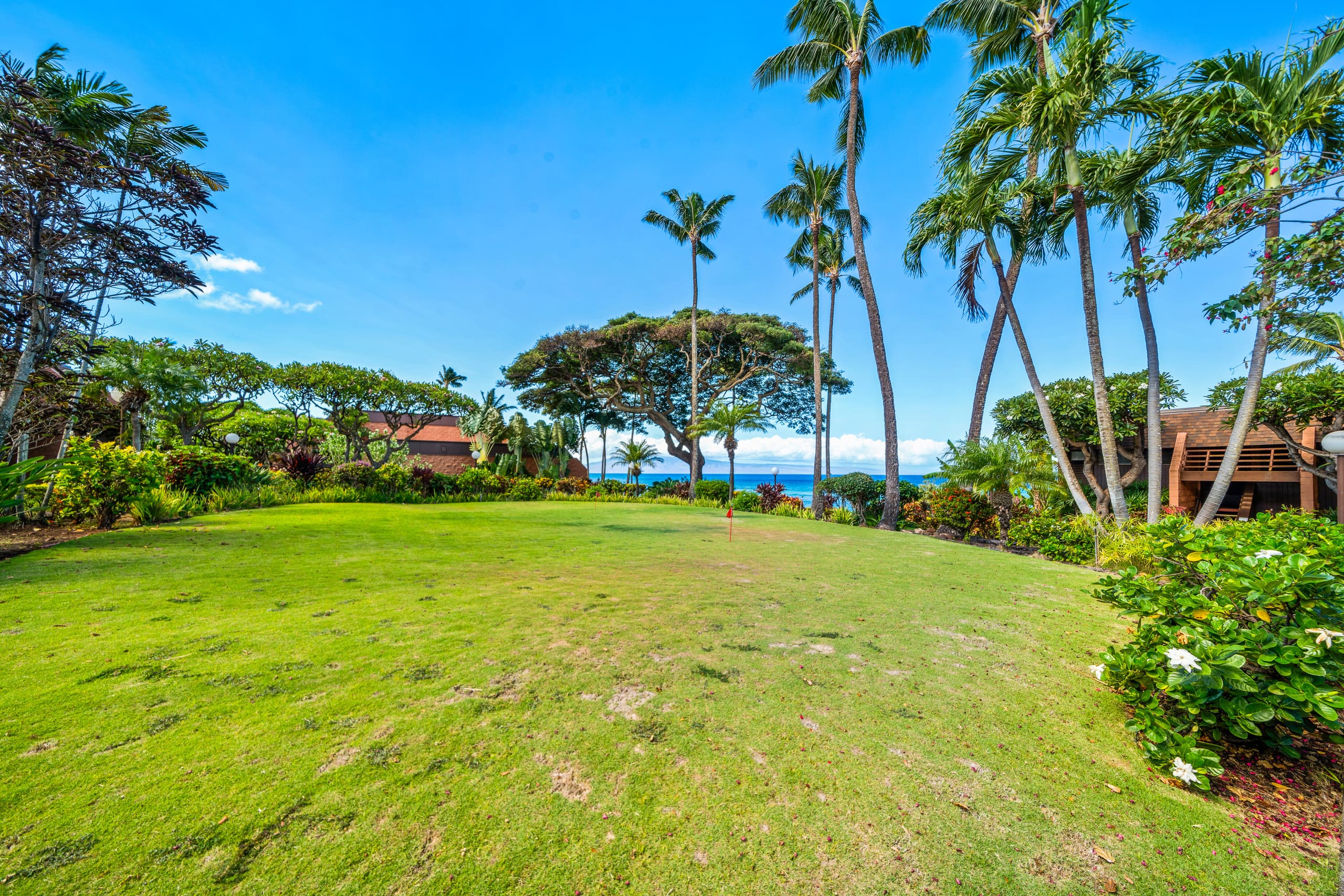 Condo in Lahaina · ★4.71 · 1 bedroom · 2 beds · 1 bath - Image 28