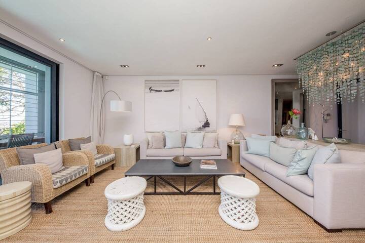 Spacious Holiday Apartment with Pool in Trendy De gallery image 4