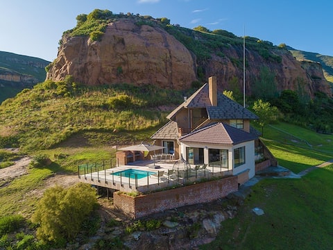 Four Bedroom Villa with splash pool