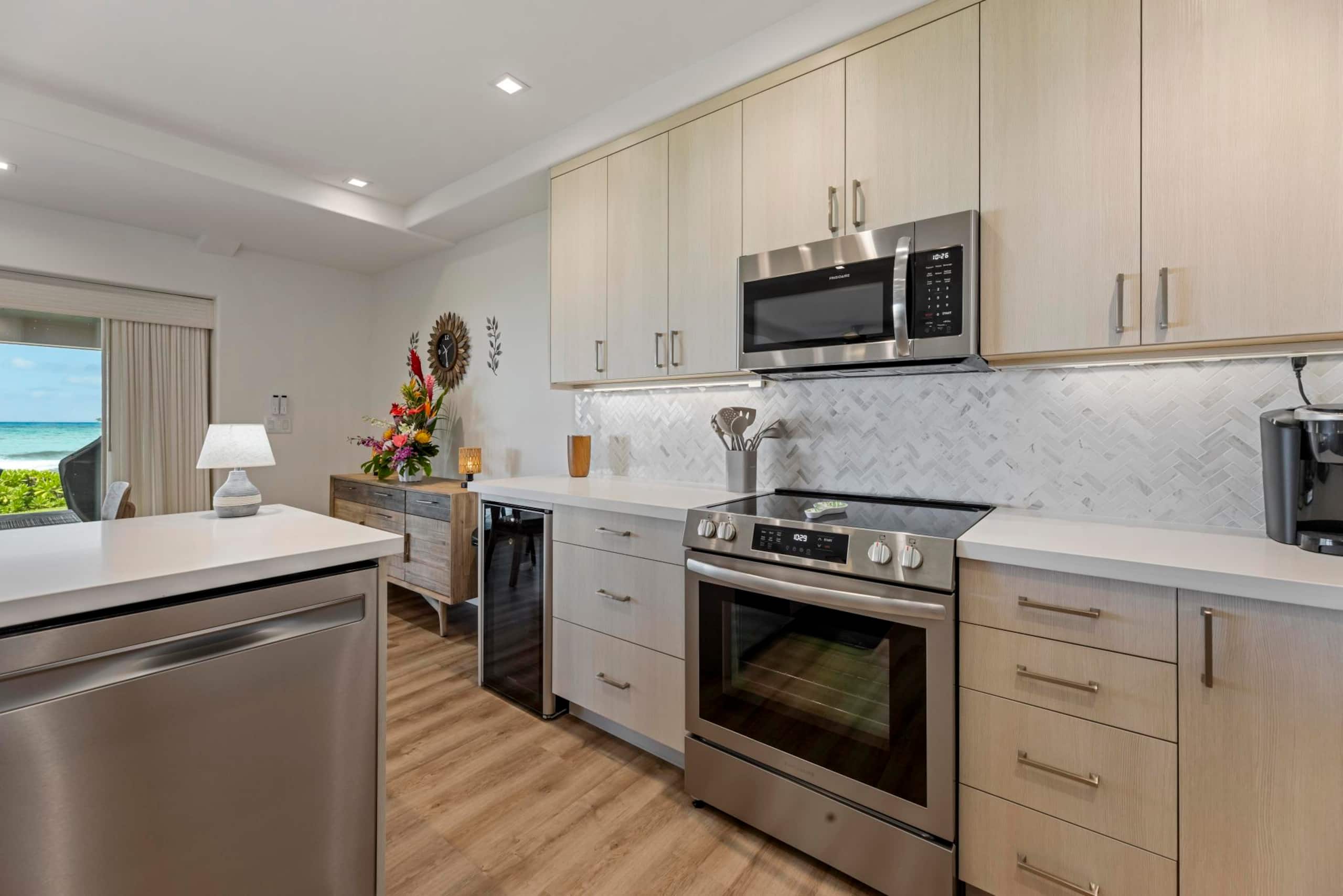 Townhouse in Lahaina · ★4.0 · 4 bedrooms · 4 beds · 4 baths - Image 22