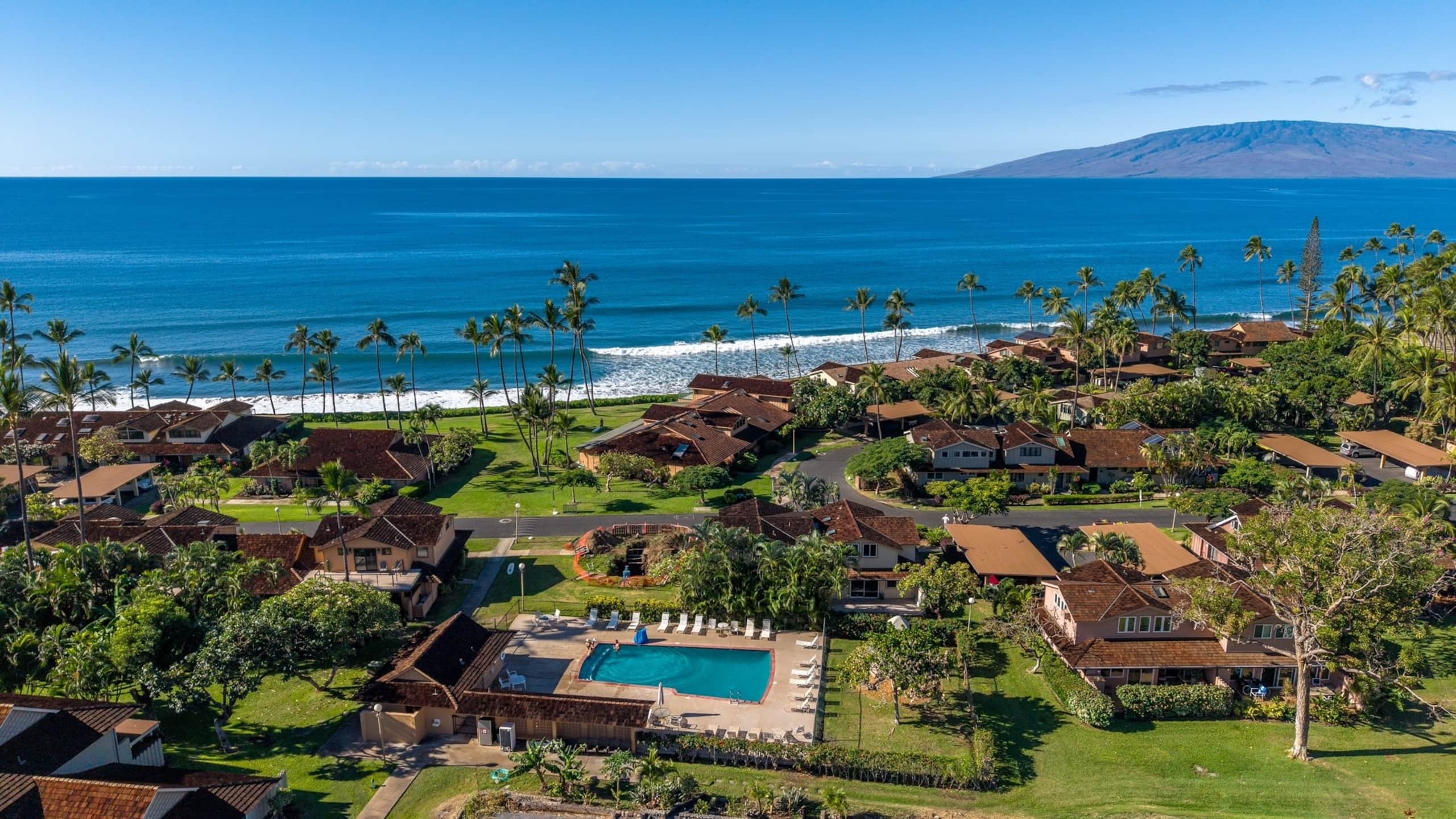 Townhouse in Lahaina · ★4.33 · 3 bedrooms · 4 beds · 2.5 baths - Image 4
