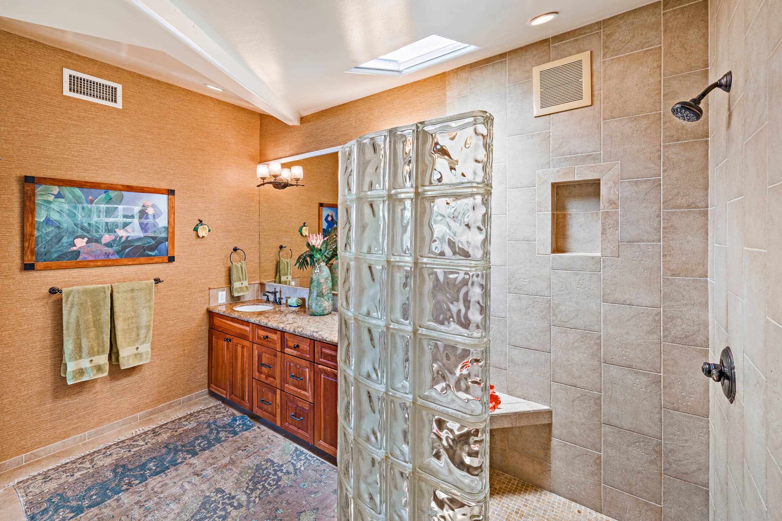 Townhouse in Lahaina · ★4.6 · 4 bedrooms · 5 beds · 3.5 baths - Image 23