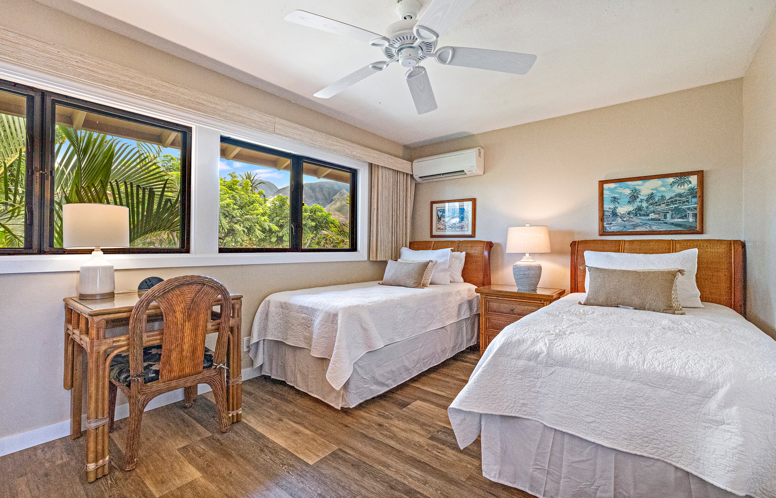 Townhouse in Lahaina · ★4.75 · 2 bedrooms · 3 beds · 2.5 baths - Image 39