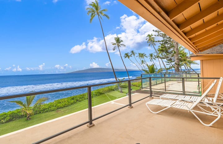 Superior, Remodeled, Oceanfront Two Bedroom 2.5 Ba
