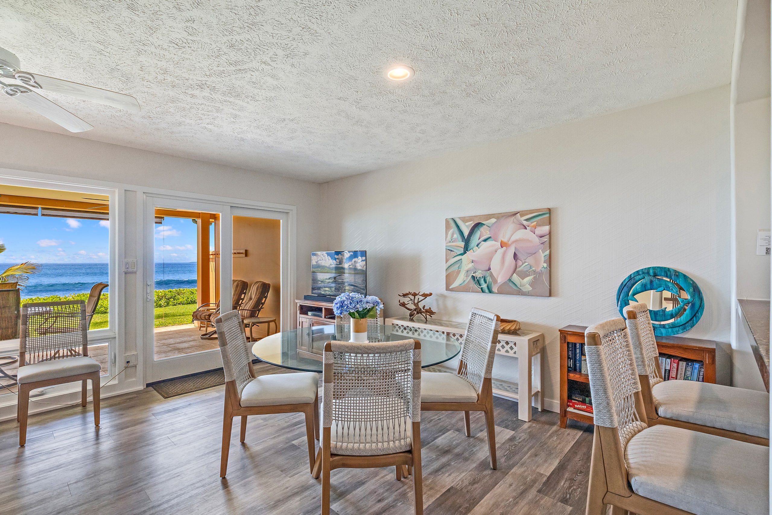 Townhouse in Lahaina · ★4.75 · 2 bedrooms · 3 beds · 2.5 baths - Image 27