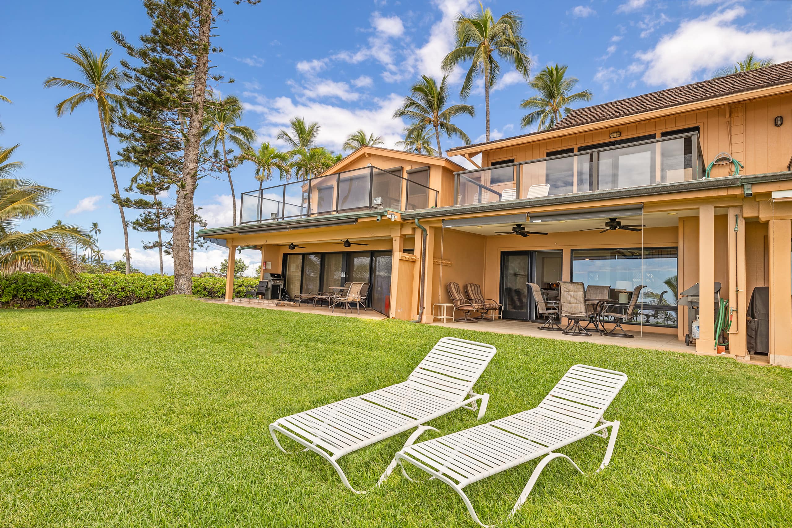 Townhouse in Lahaina · ★4.75 · 2 bedrooms · 3 beds · 2.5 baths - Image 42