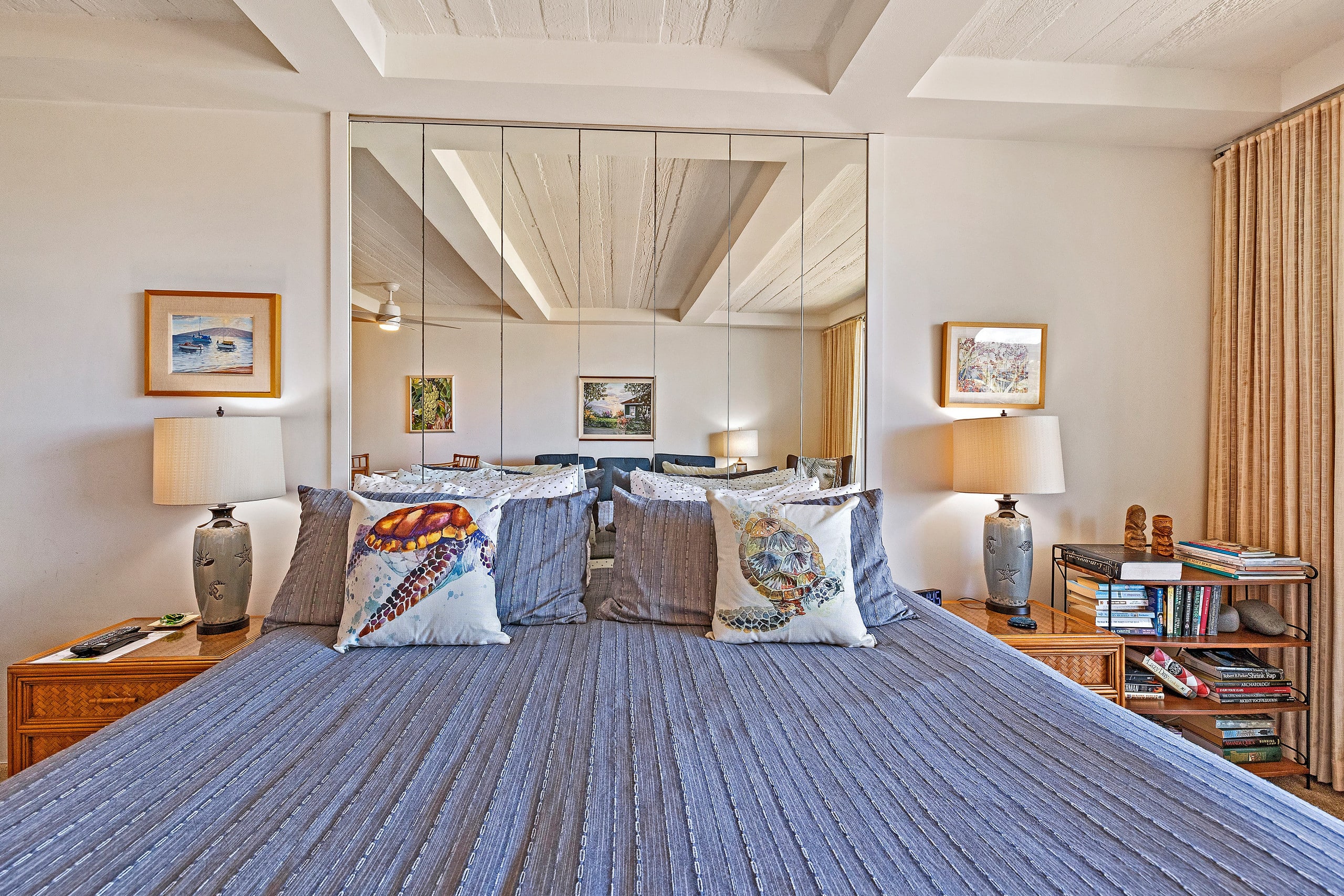 Condo in Lahaina · ★4.82 · Studio · 1 bed · No bathroom - Image 27