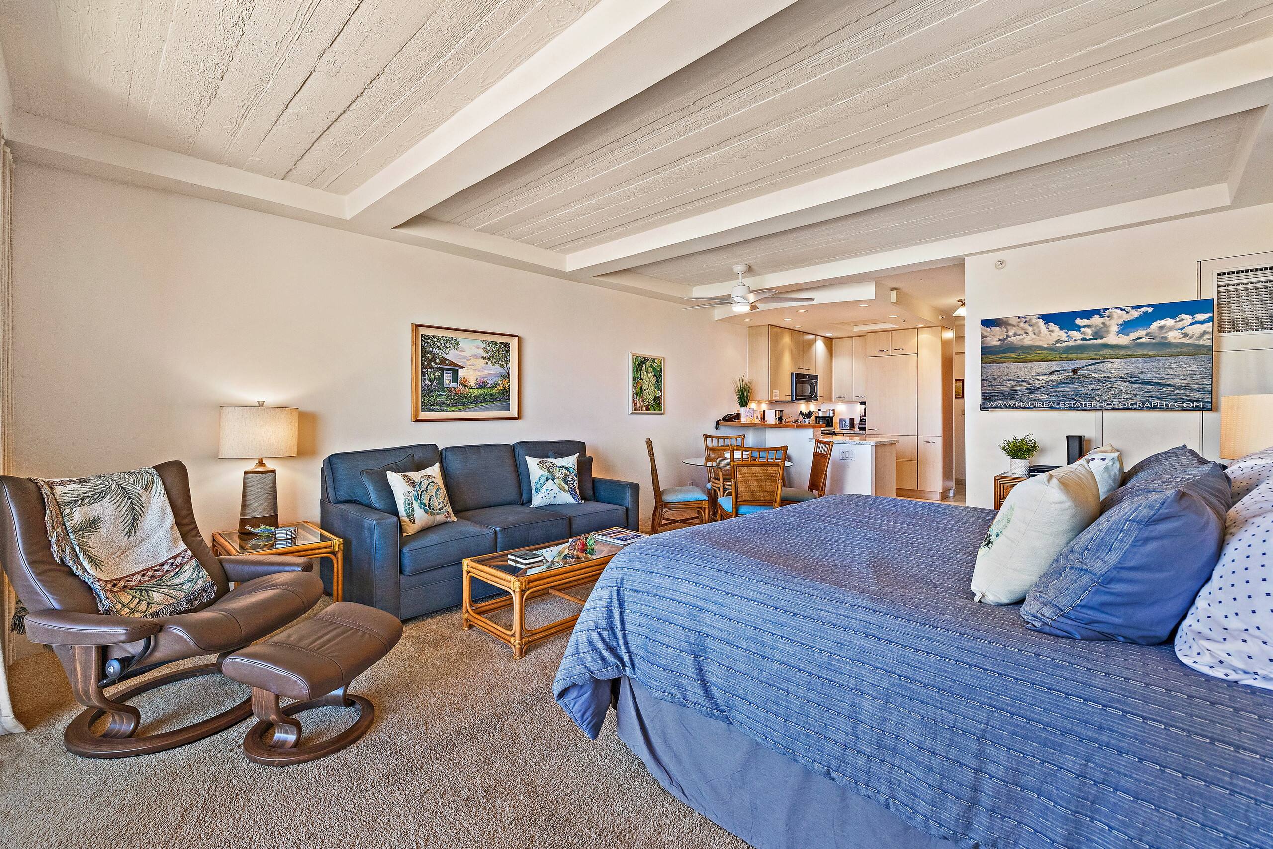 Condo in Lahaina · ★4.82 · Studio · 1 bed · No bathroom - Image 29