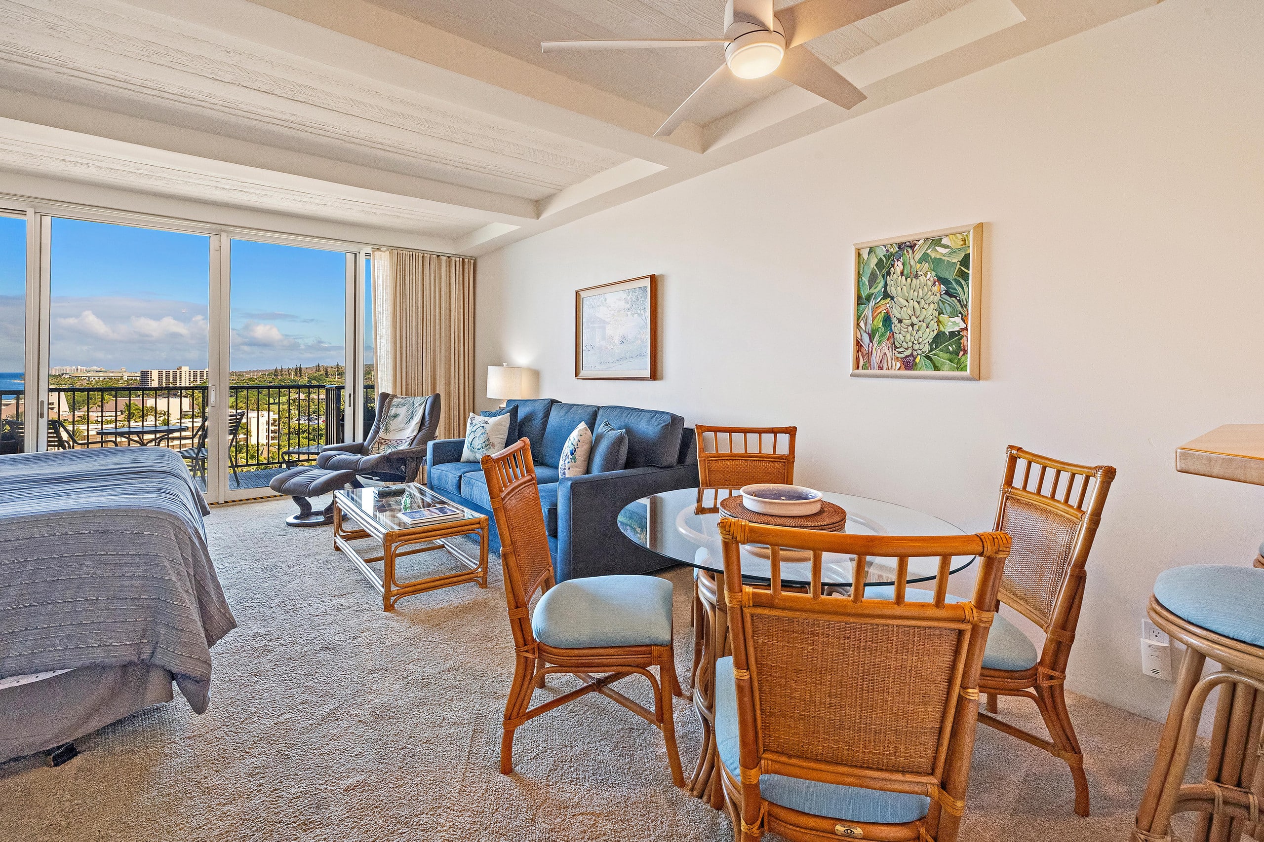 Condo in Lahaina · ★4.82 · Studio · 1 bed · No bathroom - Image 20