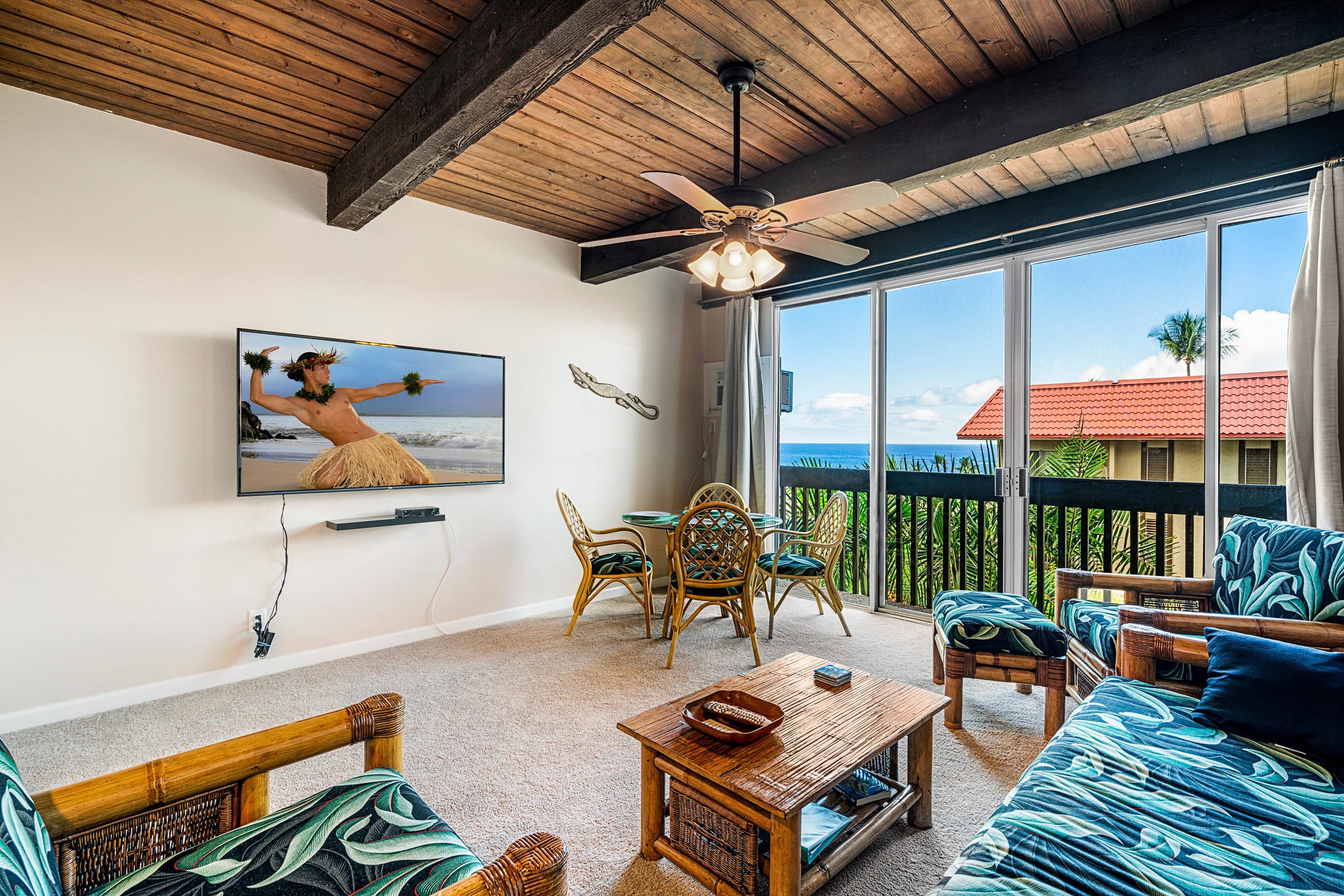 Kona Mansions#229 Top Floor, 2 story Unit w/Ocean - Image 6