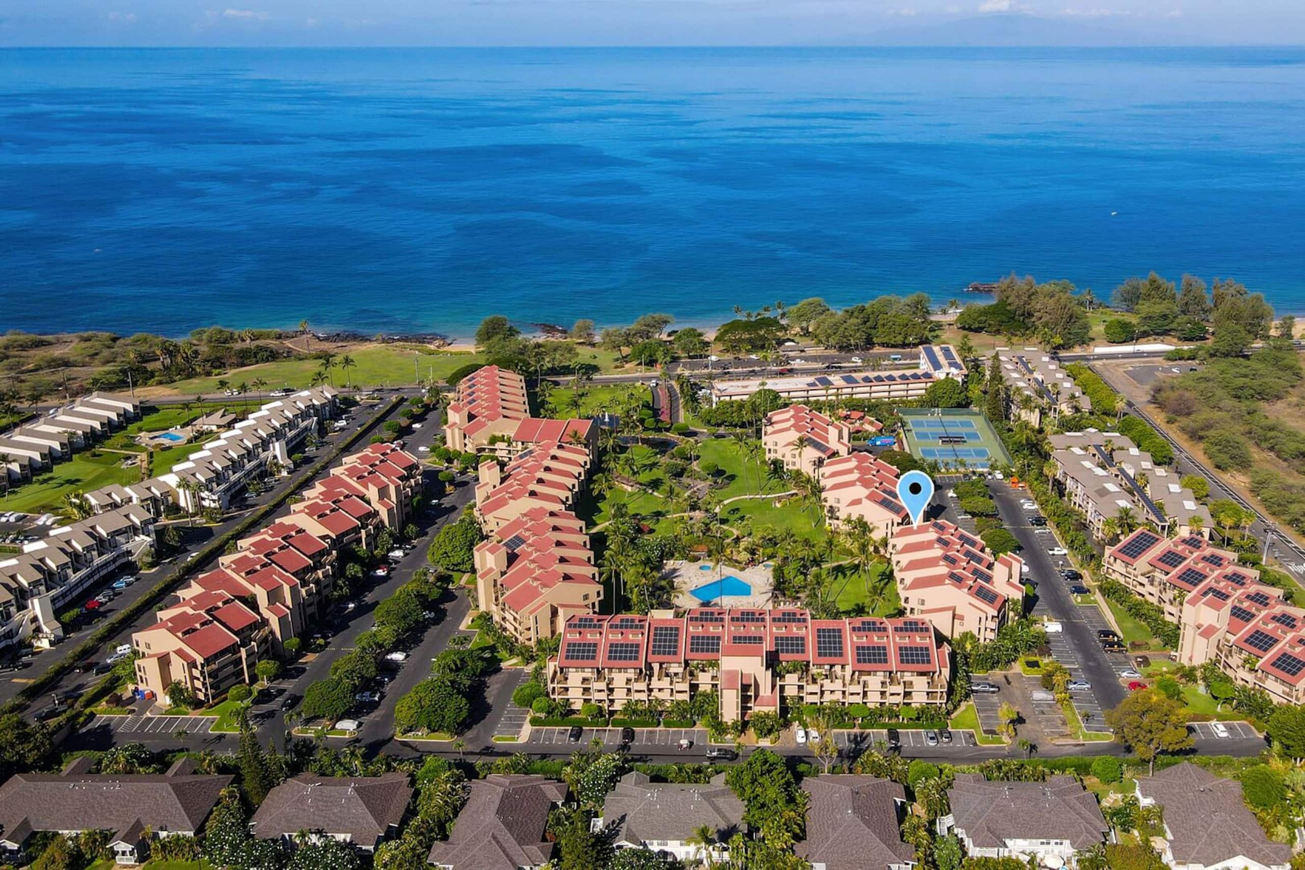 Condo in Kihei · ★4.93 · 1 bedroom · 2 beds · 2 private baths - Image 5