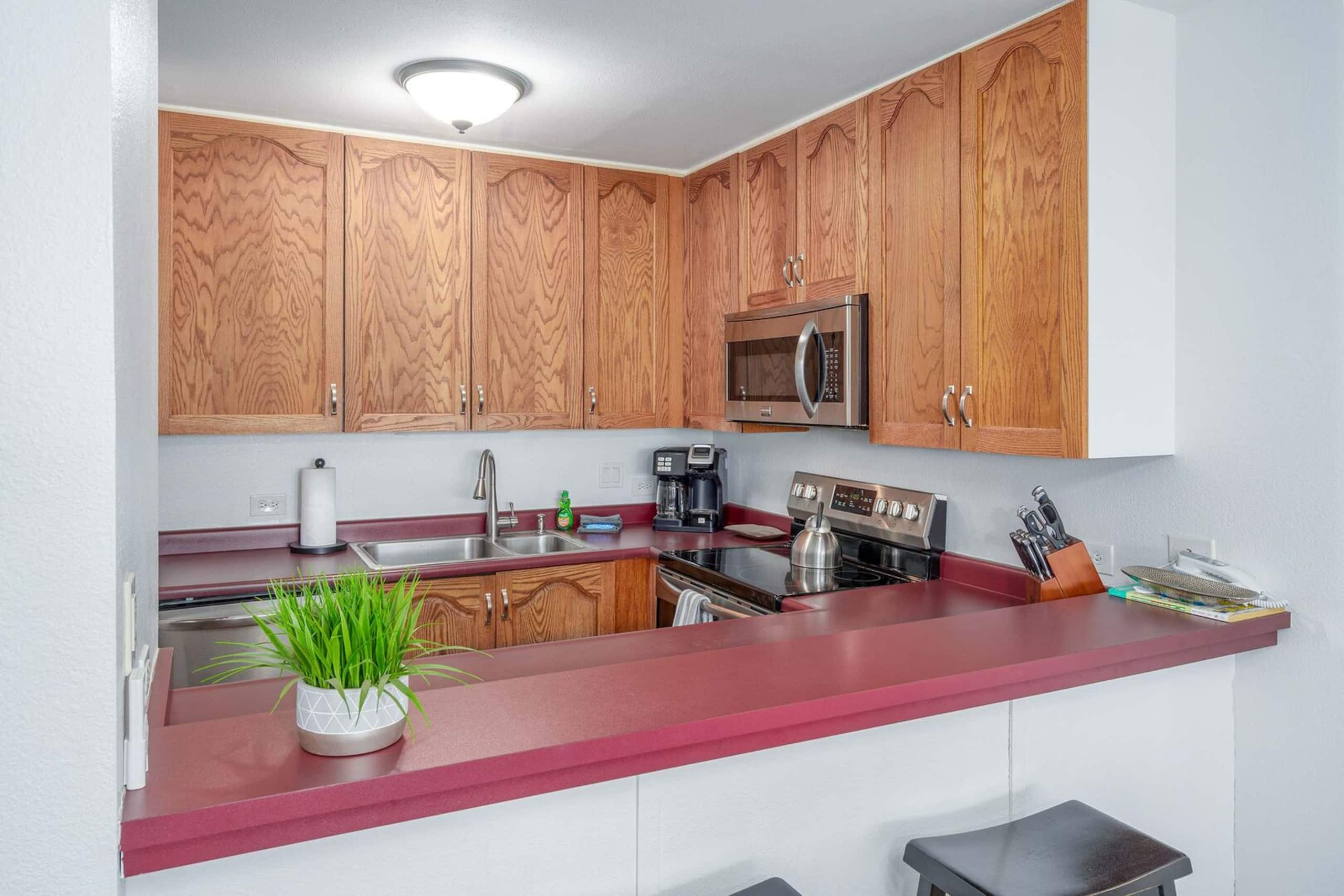 Condo in Kihei · ★4.93 · 1 bedroom · 2 beds · 2 private baths - Image 3