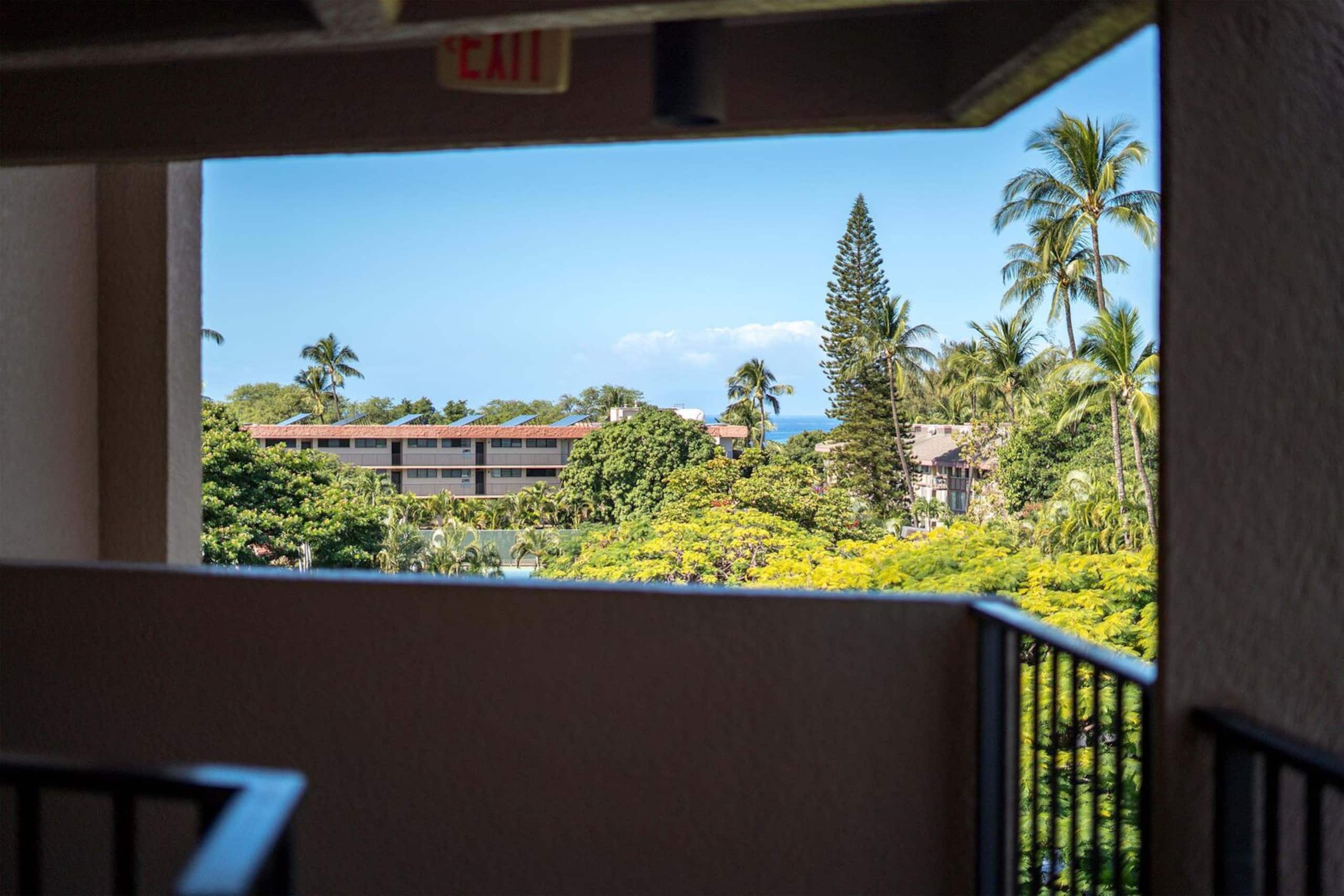 Condo in Kihei · ★4.93 · 1 bedroom · 2 beds · 2 private baths - Image 33