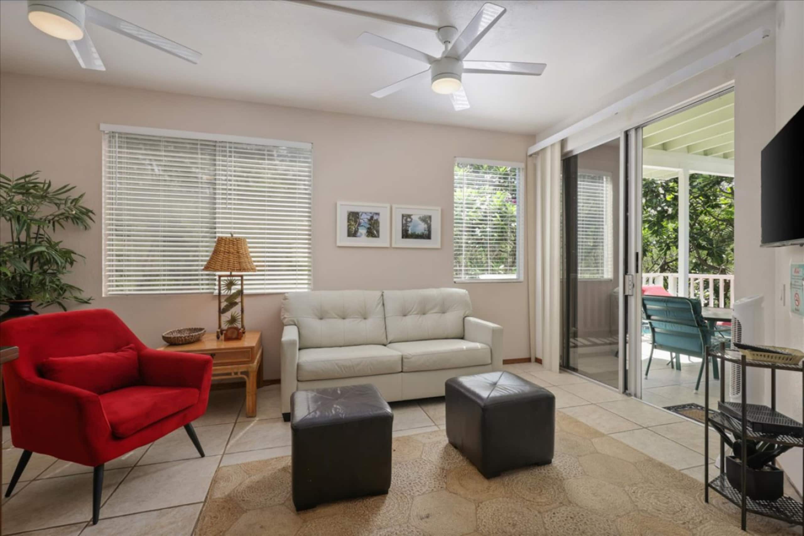 Condo in Kailua-Kona · ★4.65 · 2 bedrooms · 2 beds · 2 private baths - Image 4