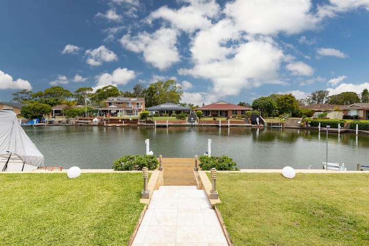 A Waterfront Haven with Private Jetty and Mooring
