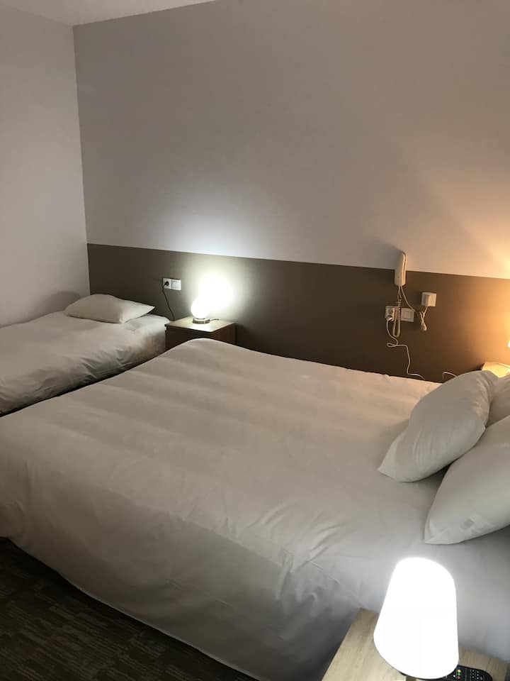 Hotel Du Clocher - 호데