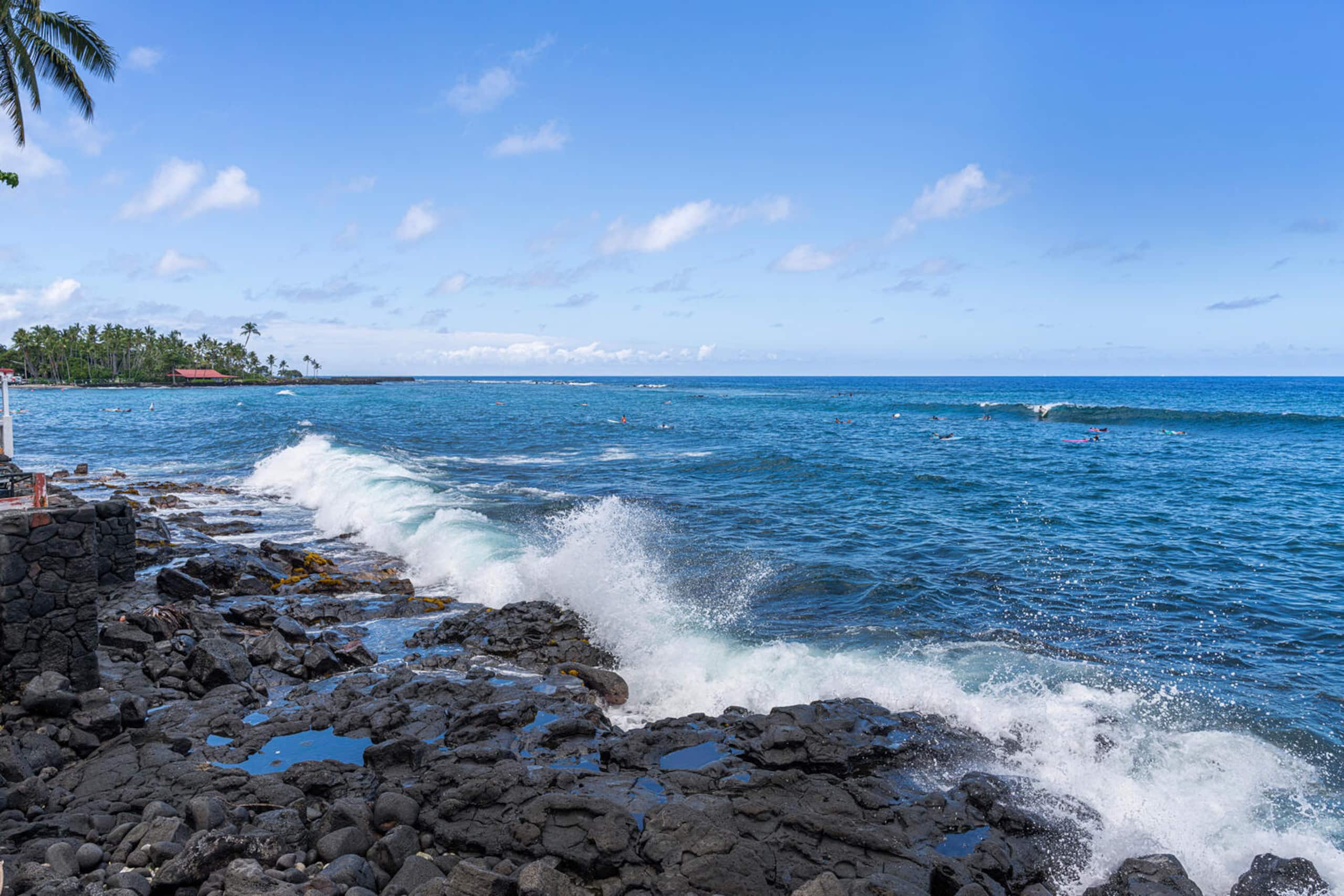 Home in Kailua-Kona · ★4.87 · 1 bedroom · 2 beds · 1 bath - Image 43