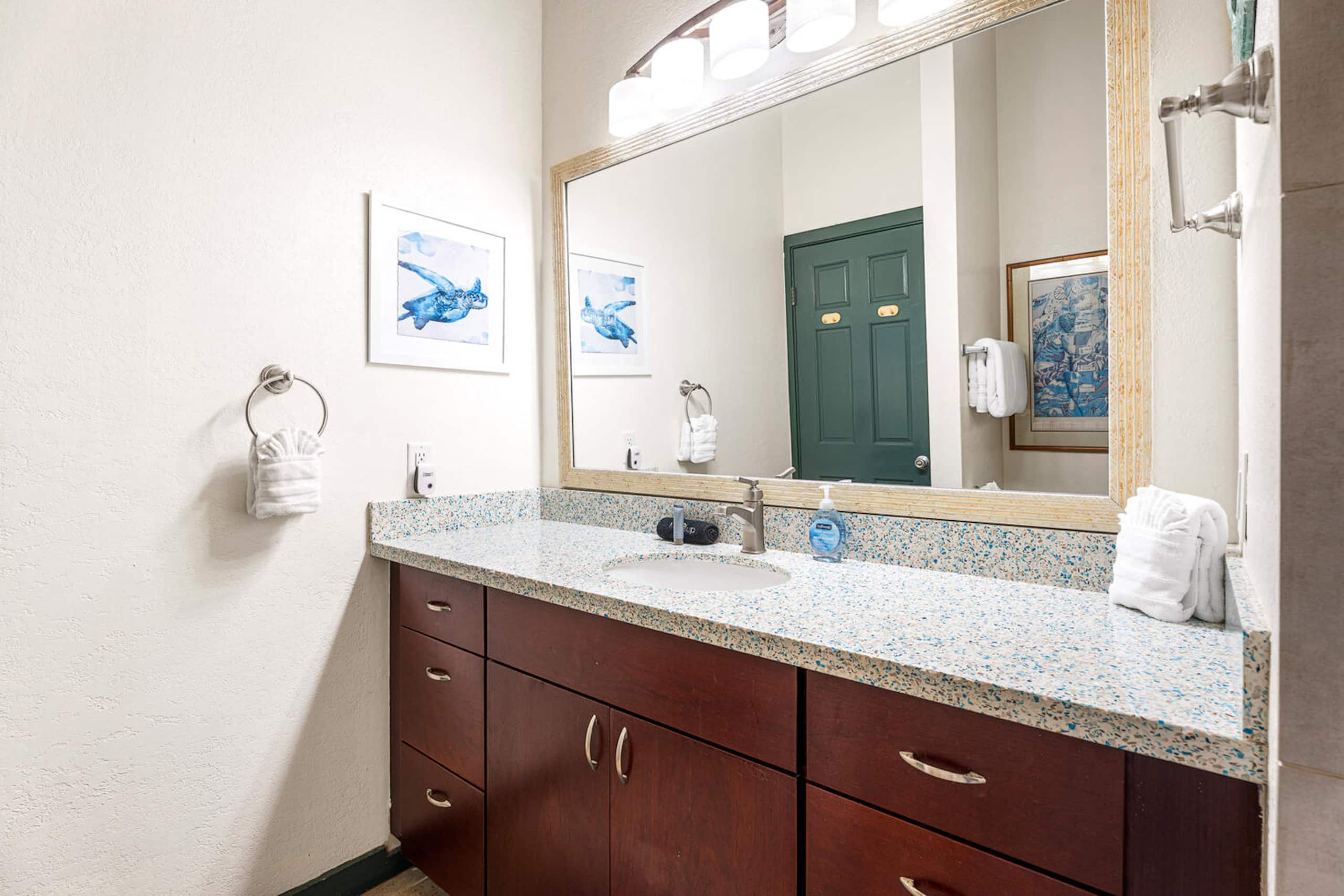 Home in Kailua-Kona · ★4.87 · 1 bedroom · 2 beds · 1 bath - Image 19