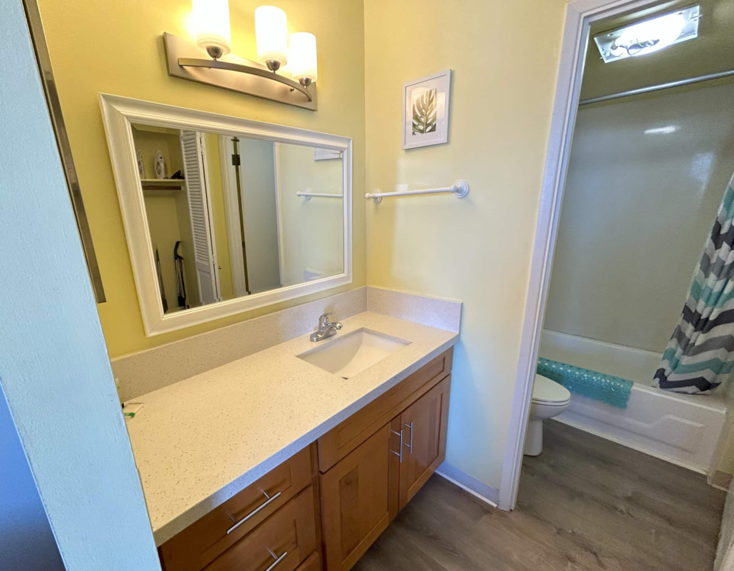 Condo in Honolulu · ★4.33 · 1 bedroom · 3 beds · 1 private bath - Image 12
