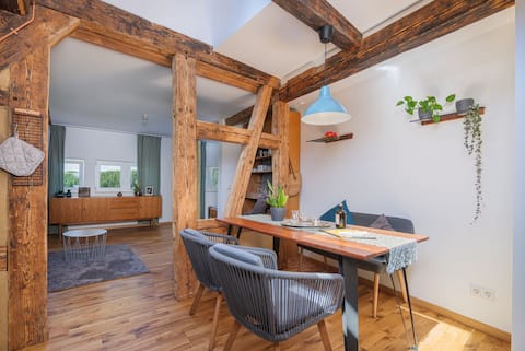 "Gate to Coziness" Sauna - Elevator