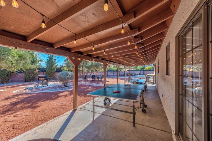 777Rentals – 7BR/4BA – Southwest Estate gallery image 5