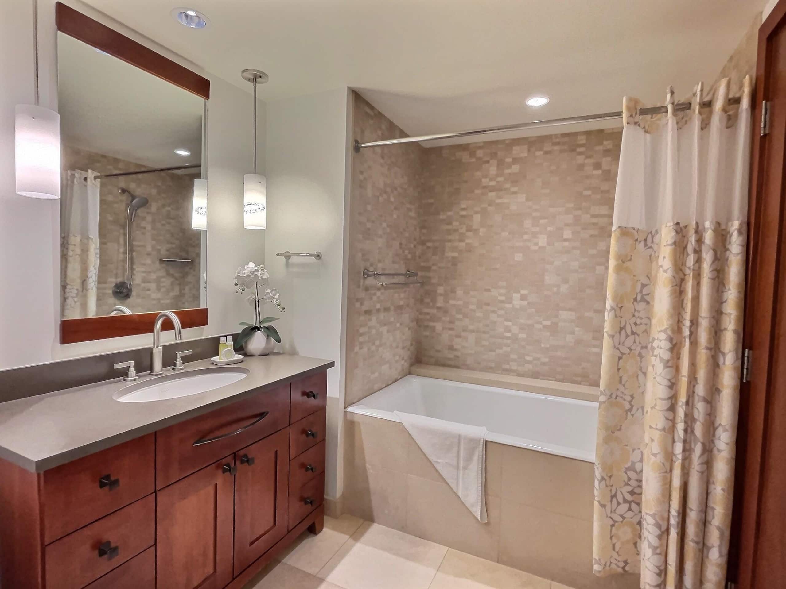 Condo in Kapolei · ★4.97 · 3 bedrooms · 5 beds · 3 private baths - Image 15