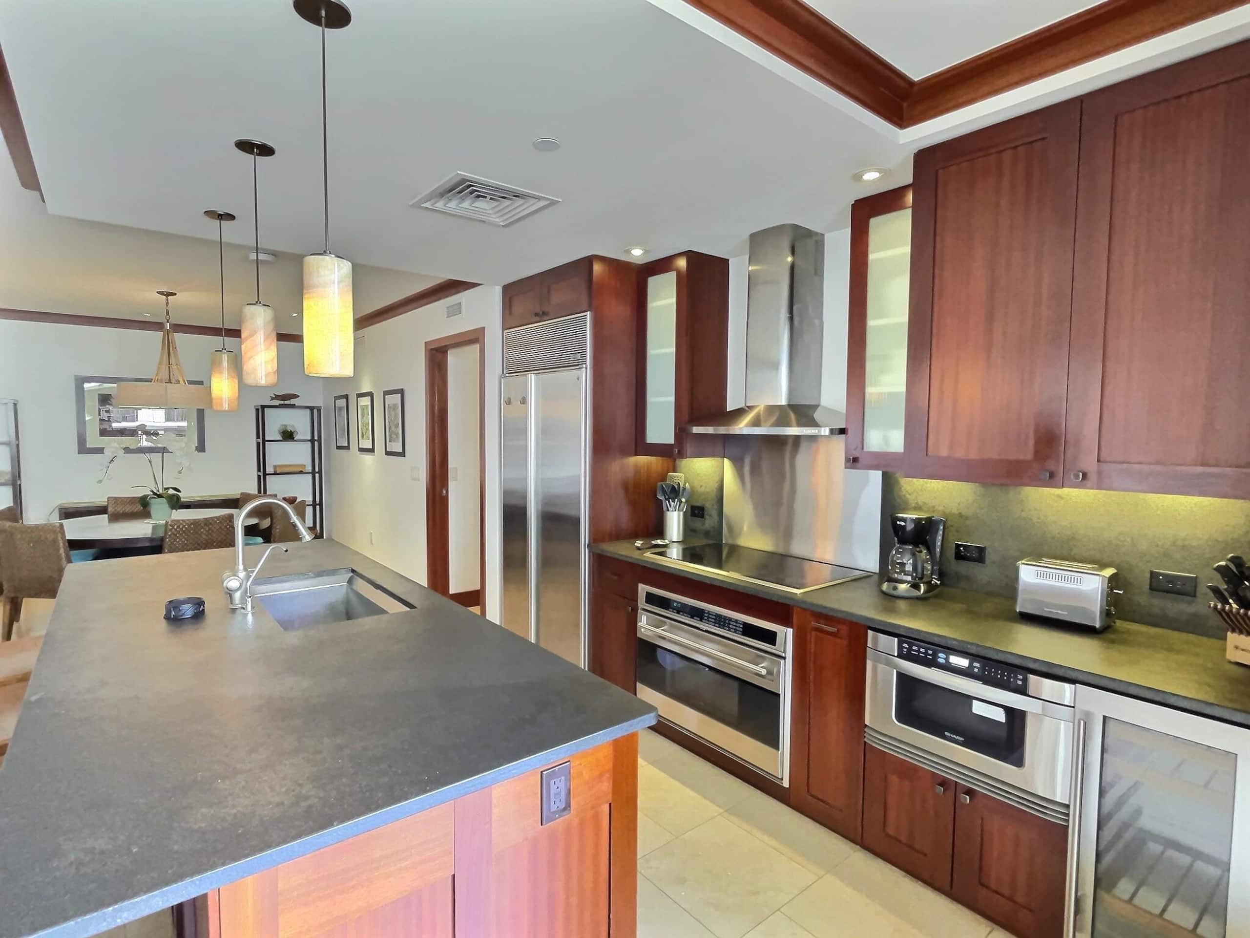Condo in Kapolei · ★4.97 · 3 bedrooms · 5 beds · 3 private baths - Image 9