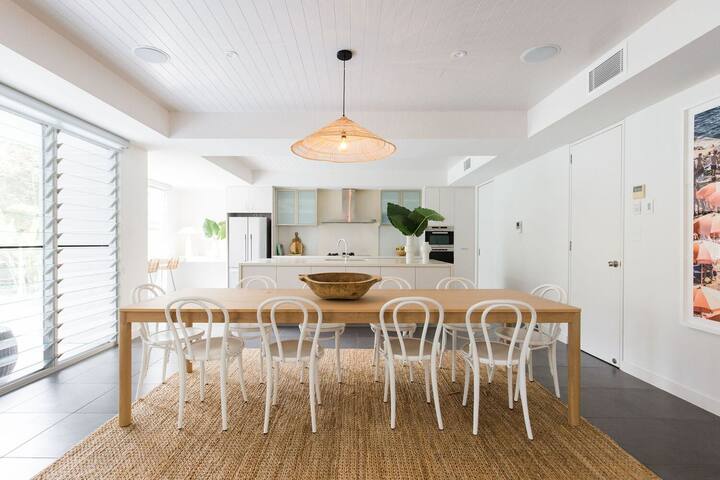 Mamilla Beach House – Private Pool – Designer Home – Media Room gallery image 4