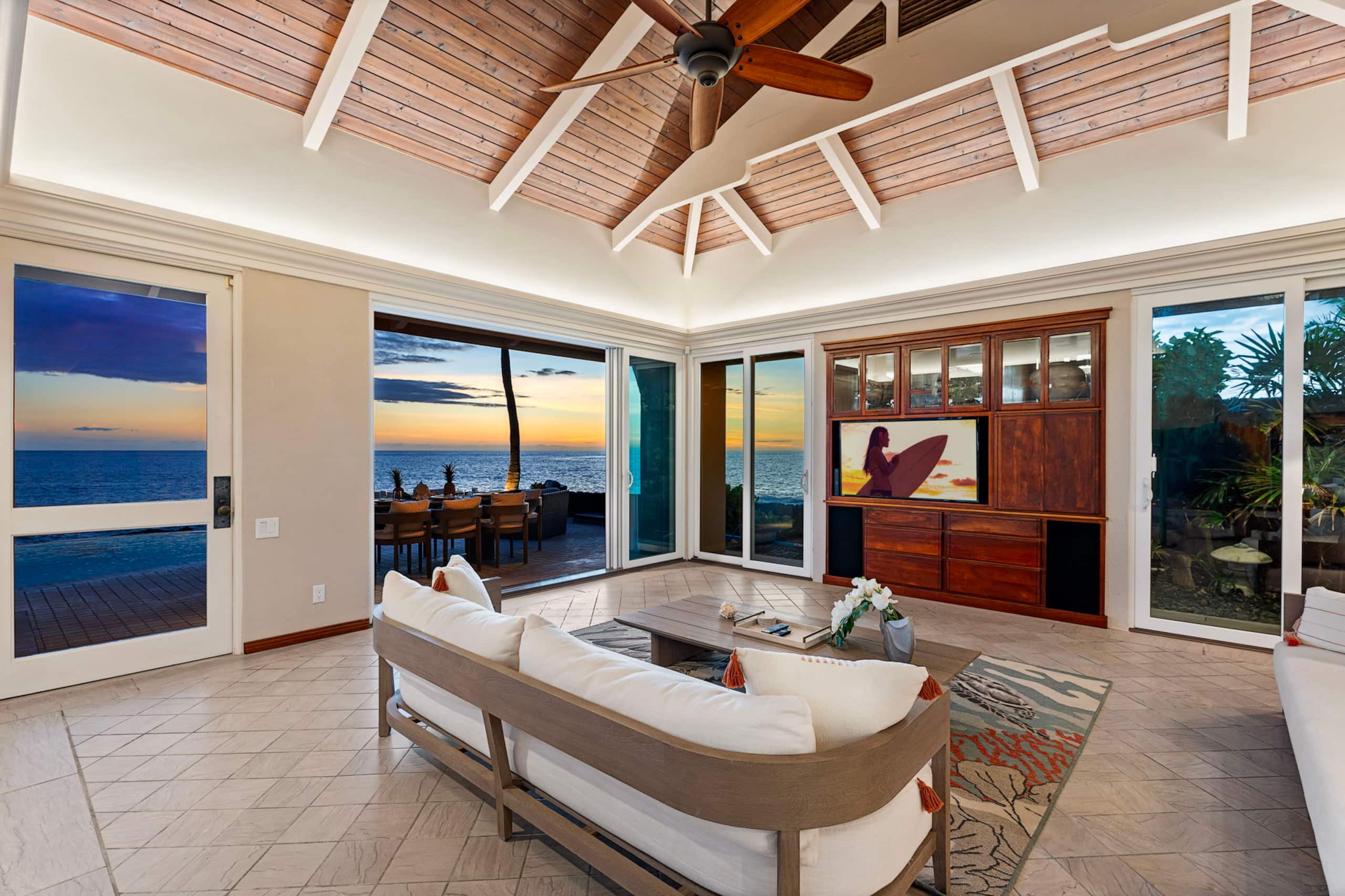 Home in Kailua-Kona · ★4.91 · 3 bedrooms · 3 beds · 3.5 baths - Image 8