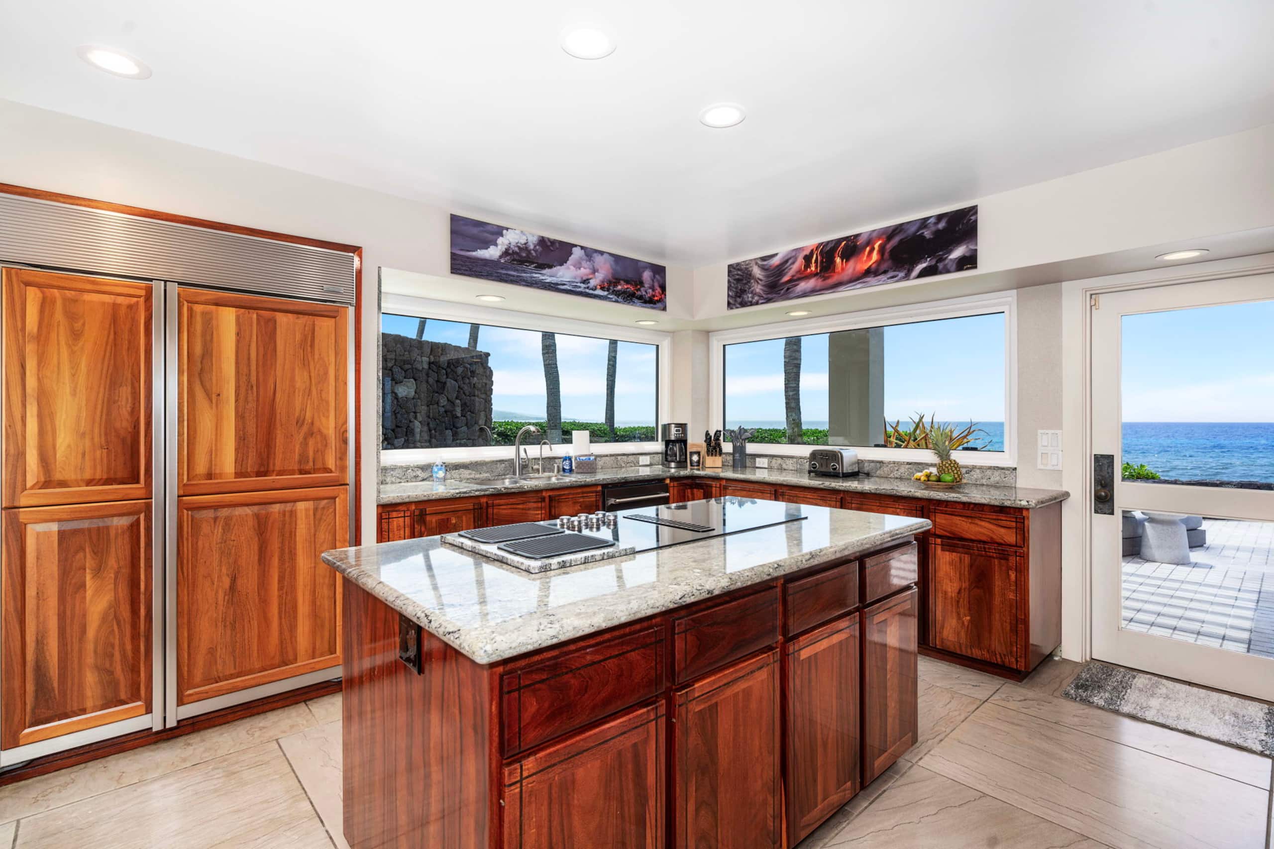 Home in Kailua-Kona · ★4.91 · 3 bedrooms · 3 beds · 3.5 baths - Image 7