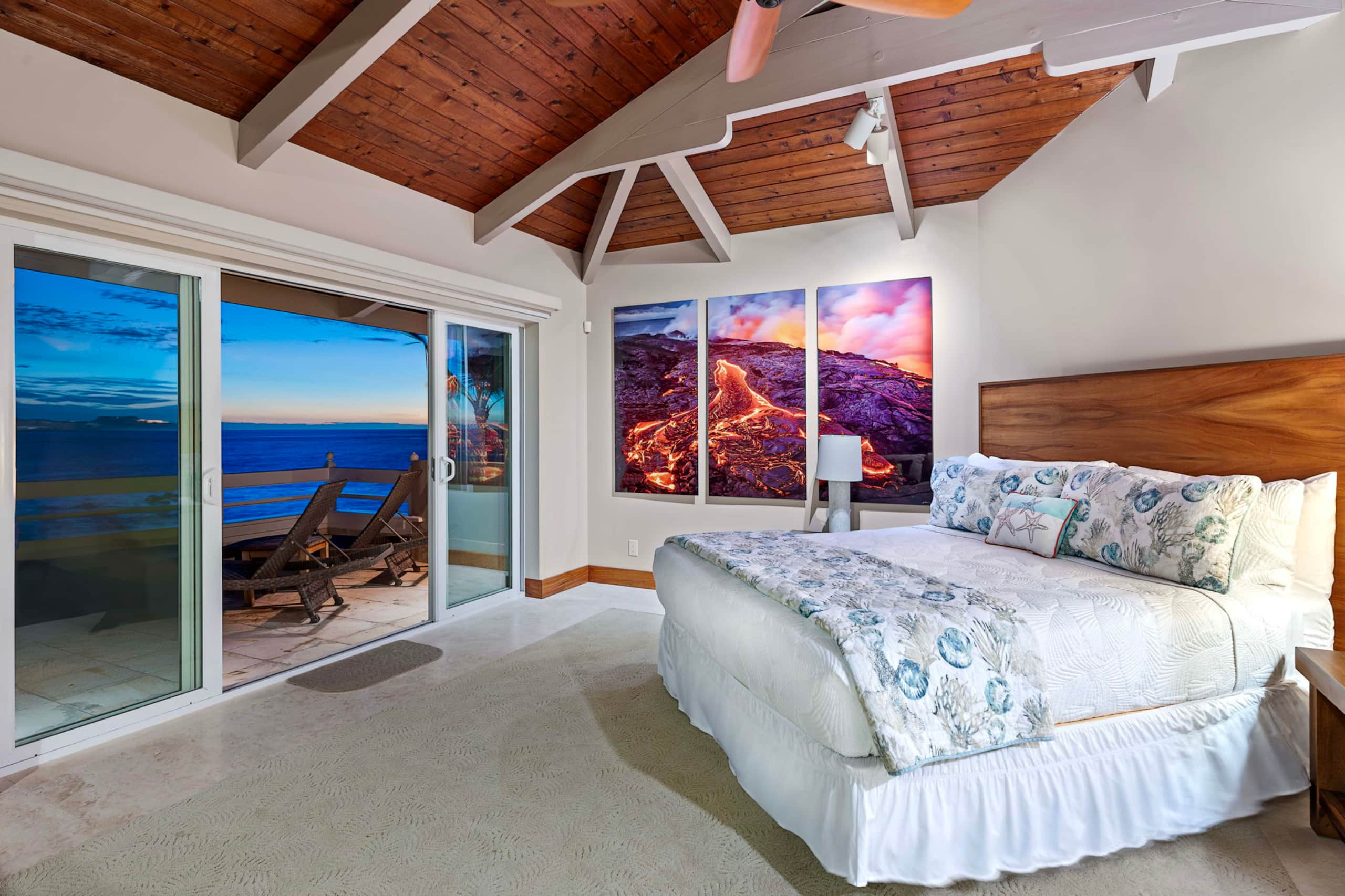 Home in Kailua-Kona · ★4.91 · 3 bedrooms · 3 beds · 3.5 baths - Image 12