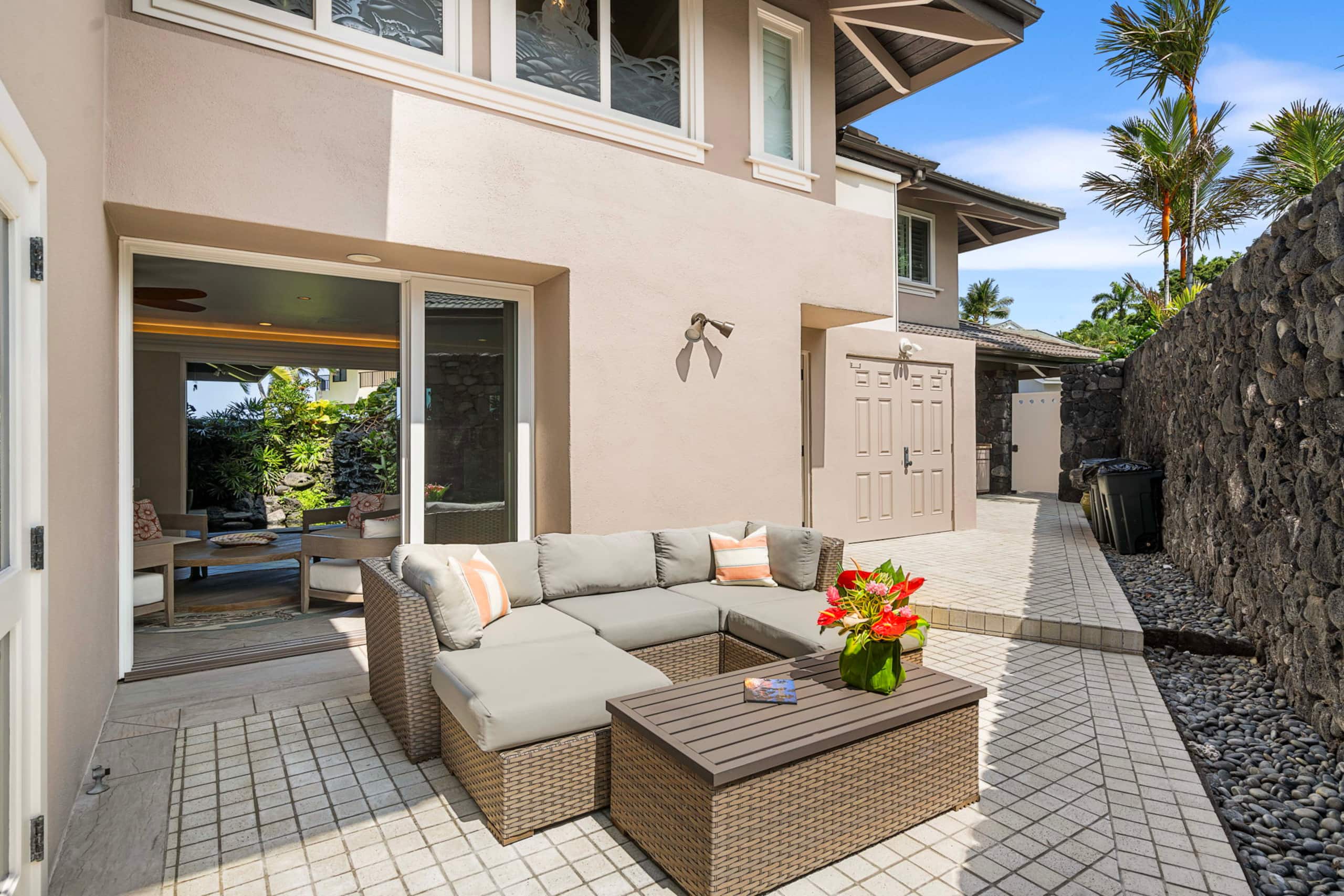 Home in Kailua-Kona · ★4.91 · 3 bedrooms · 3 beds · 3.5 baths - Image 23