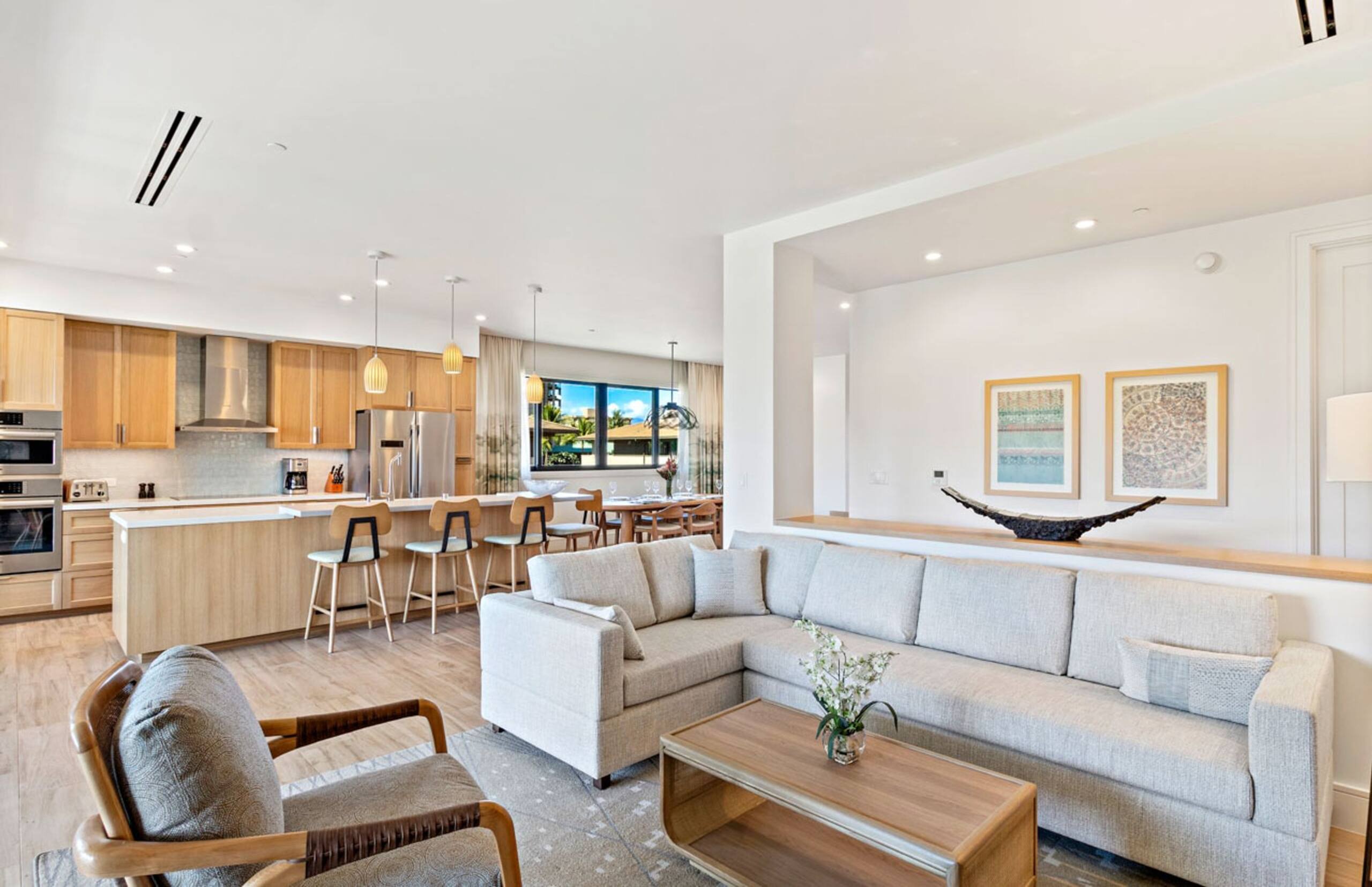 Condo in Lahaina · ★4.81 · 3 bedrooms · 4 beds · 3 baths - Image 11